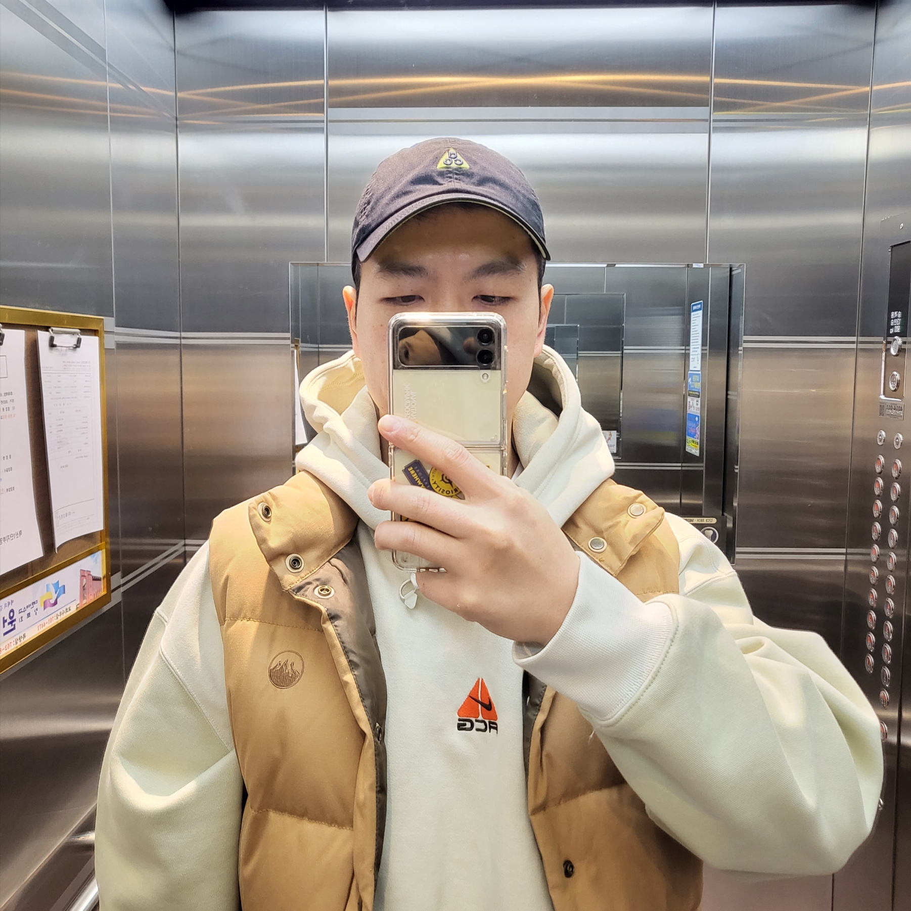 Nike ACG Therma-Fit Pullover Fleece Hoodie Light Bone - Asia, Nike ACG Heritage 86 Cap Black 착용 스타일