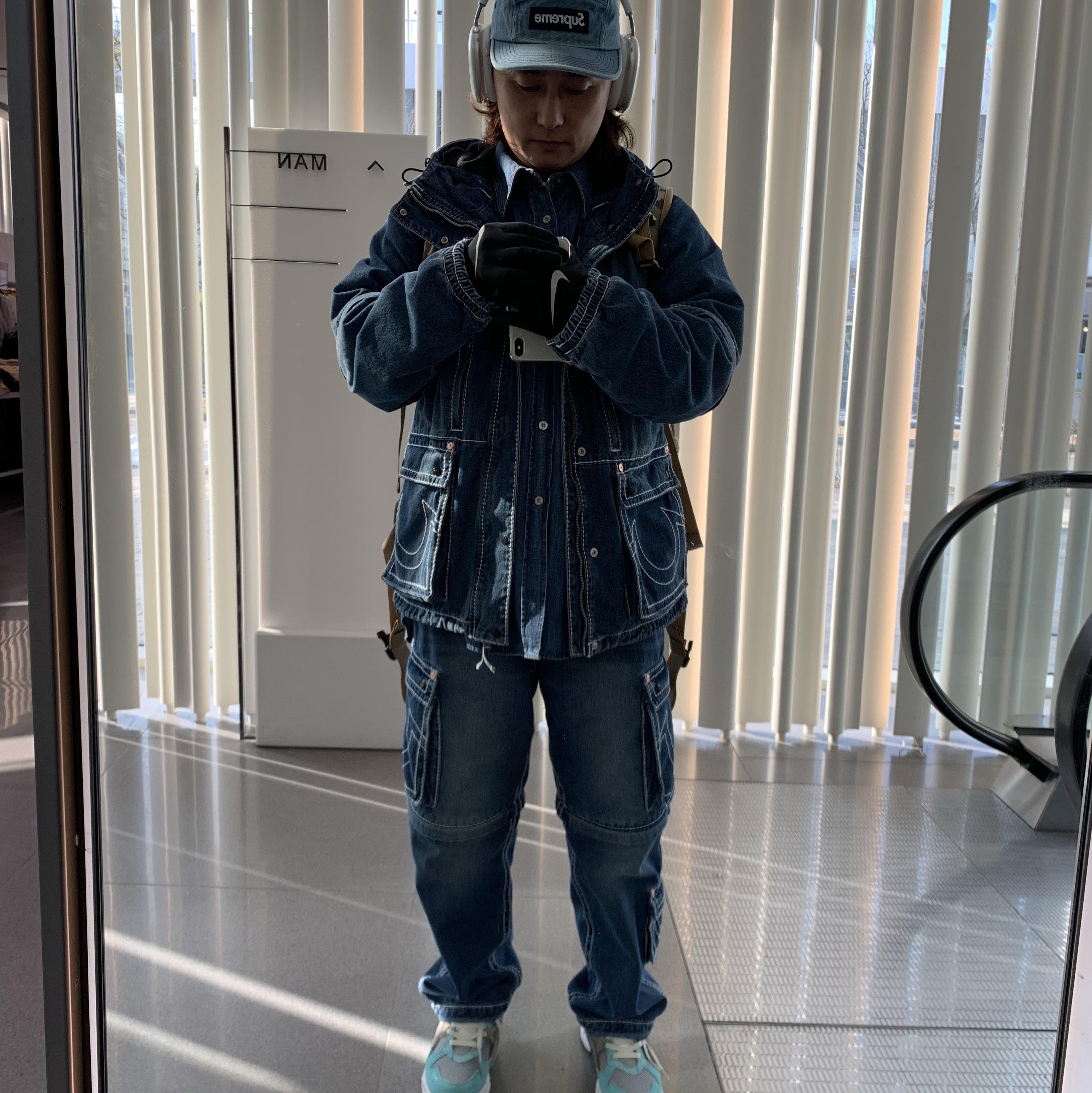 True Religion x Fetch Denim Separate Cargo Pants Indigo, Apple AirPods Max Lightning Silver (Korean Ver.) 착용 스타일