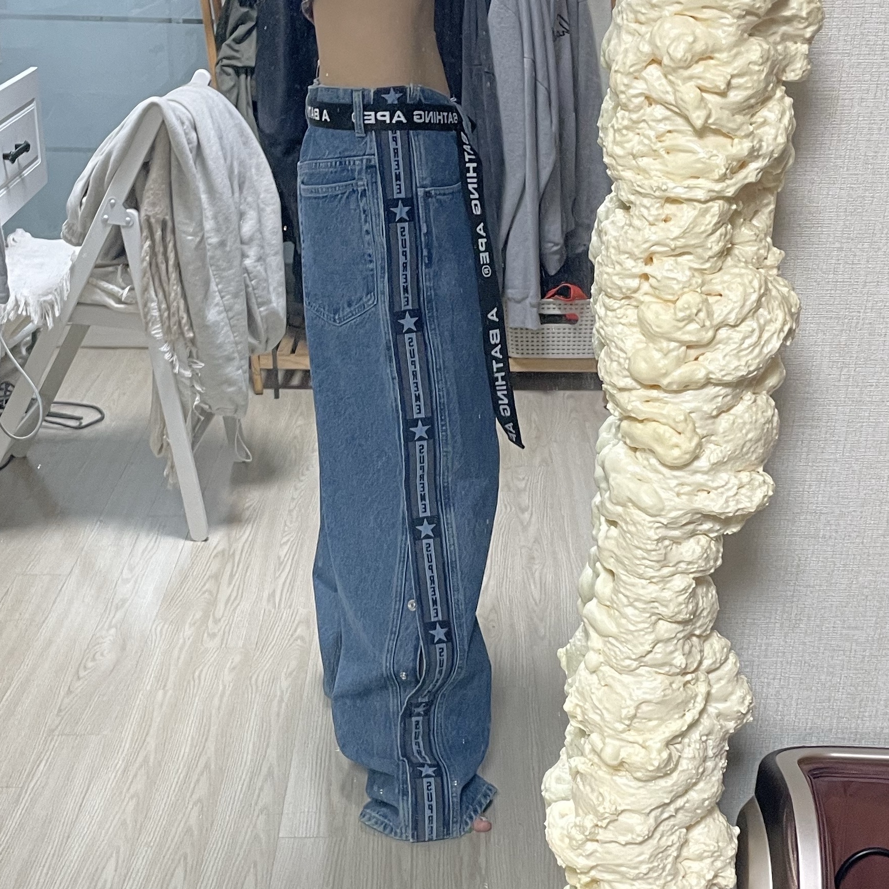 Supreme Snap Off Baggy Jean Washed Blue - 23FW 착용 스타일