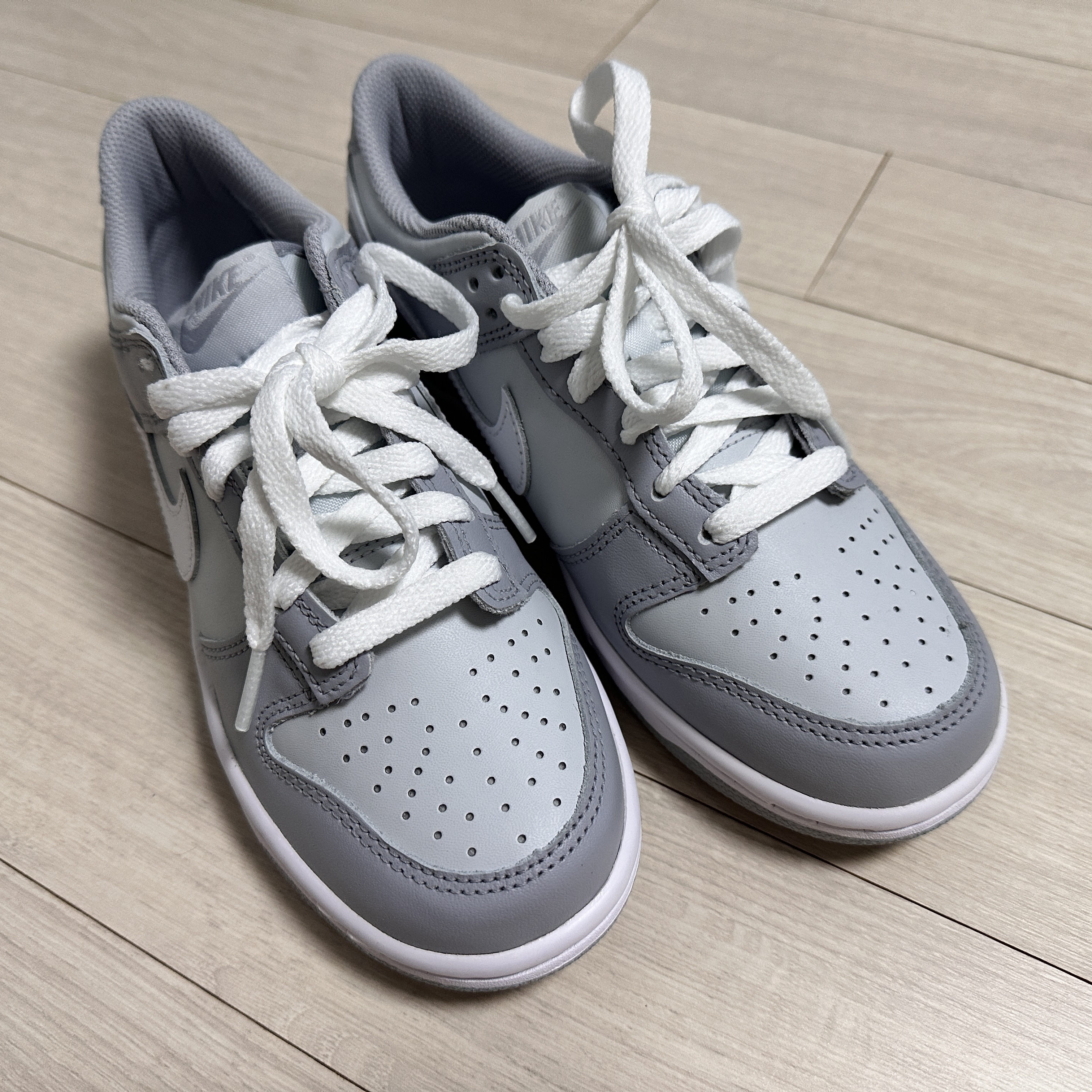 (GS) Nike Dunk Low Wolf Grey 착용 스타일 - 4