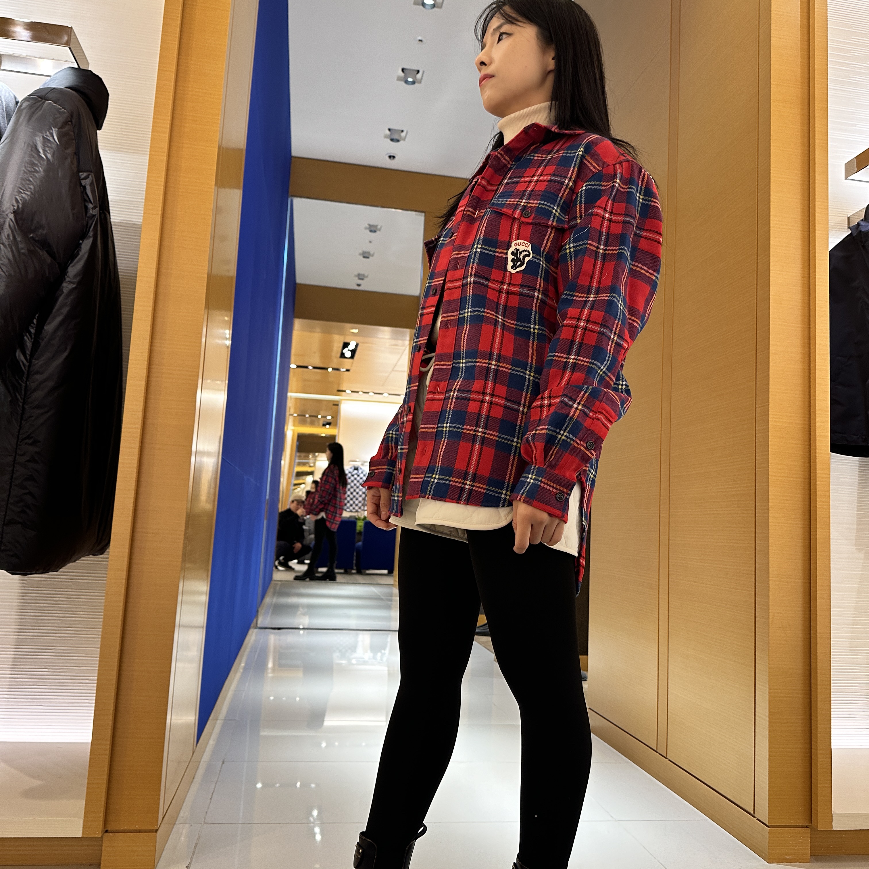 Gucci Skunk Tartan Shirt Red 착용 스타일 - 2