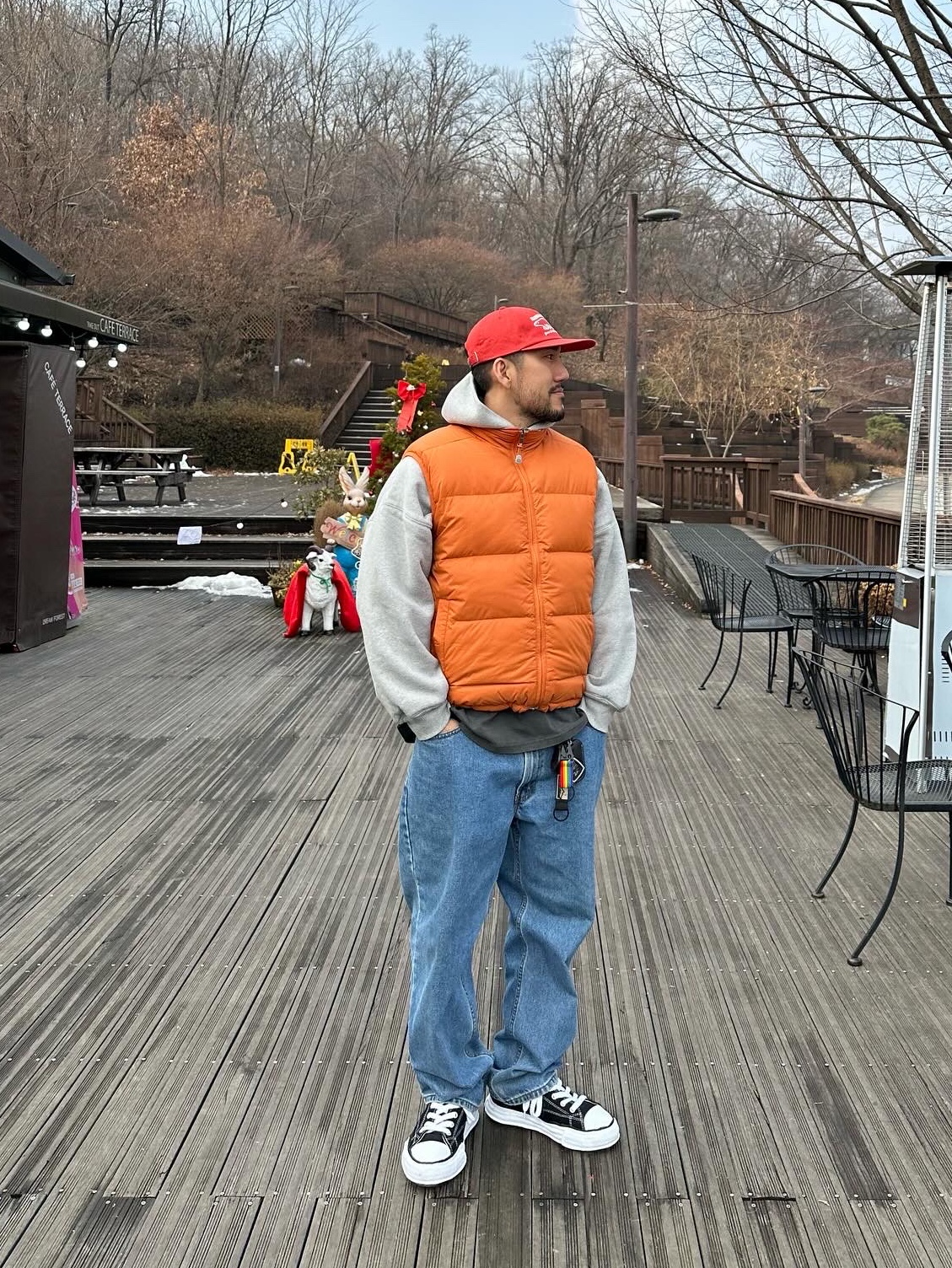 Human Made 5 Panel Cap #2 Red, Maison Mihara Yasuhiro Peterson OG Sole Canvas Low Sneakers Black 착용 스타일 - 3