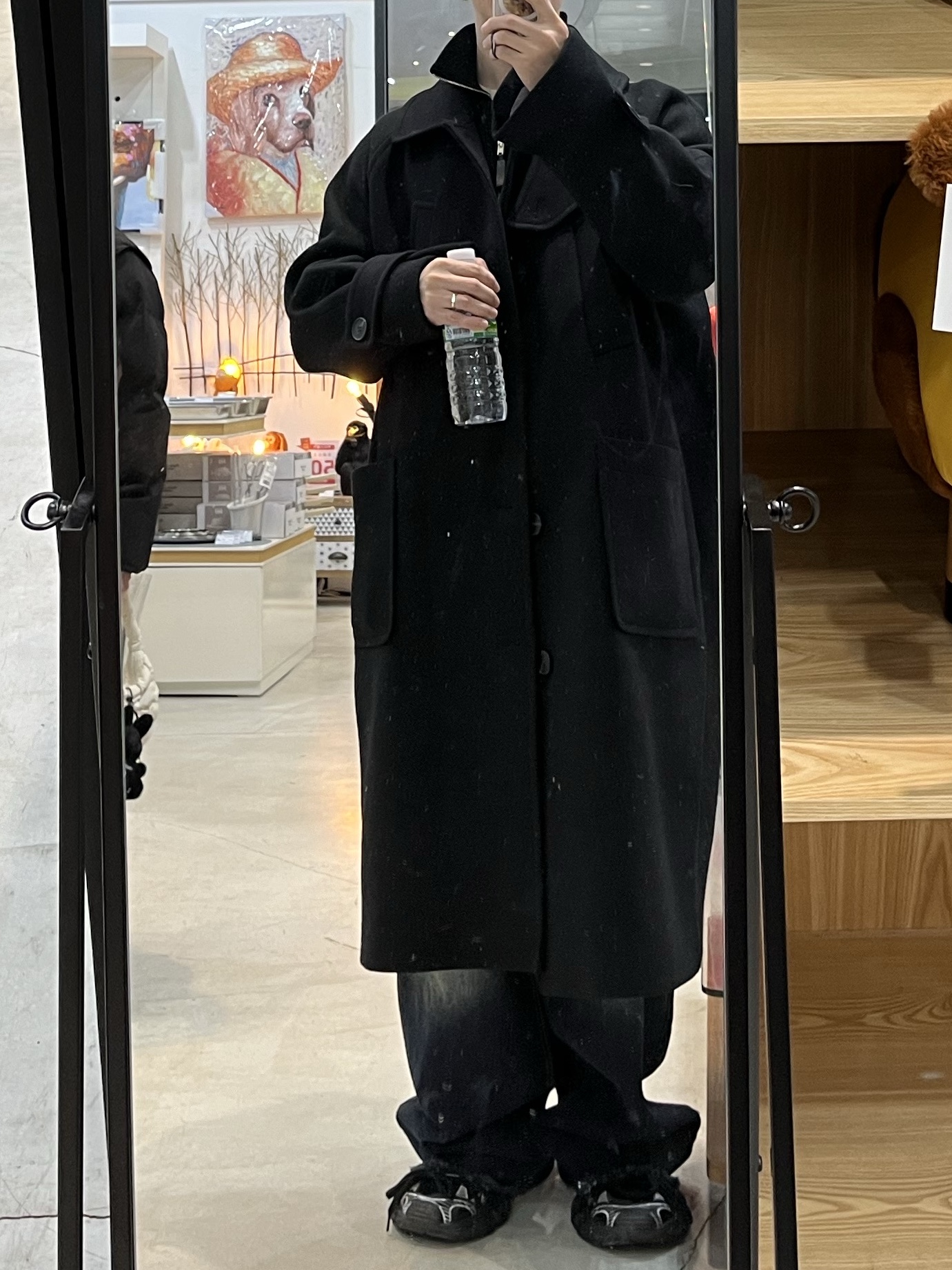 Undermycar Legion.02 Balmacaan Oversized Wool Coat Black, Balenciaga 3XL Sneakers Black White 착용 스타일