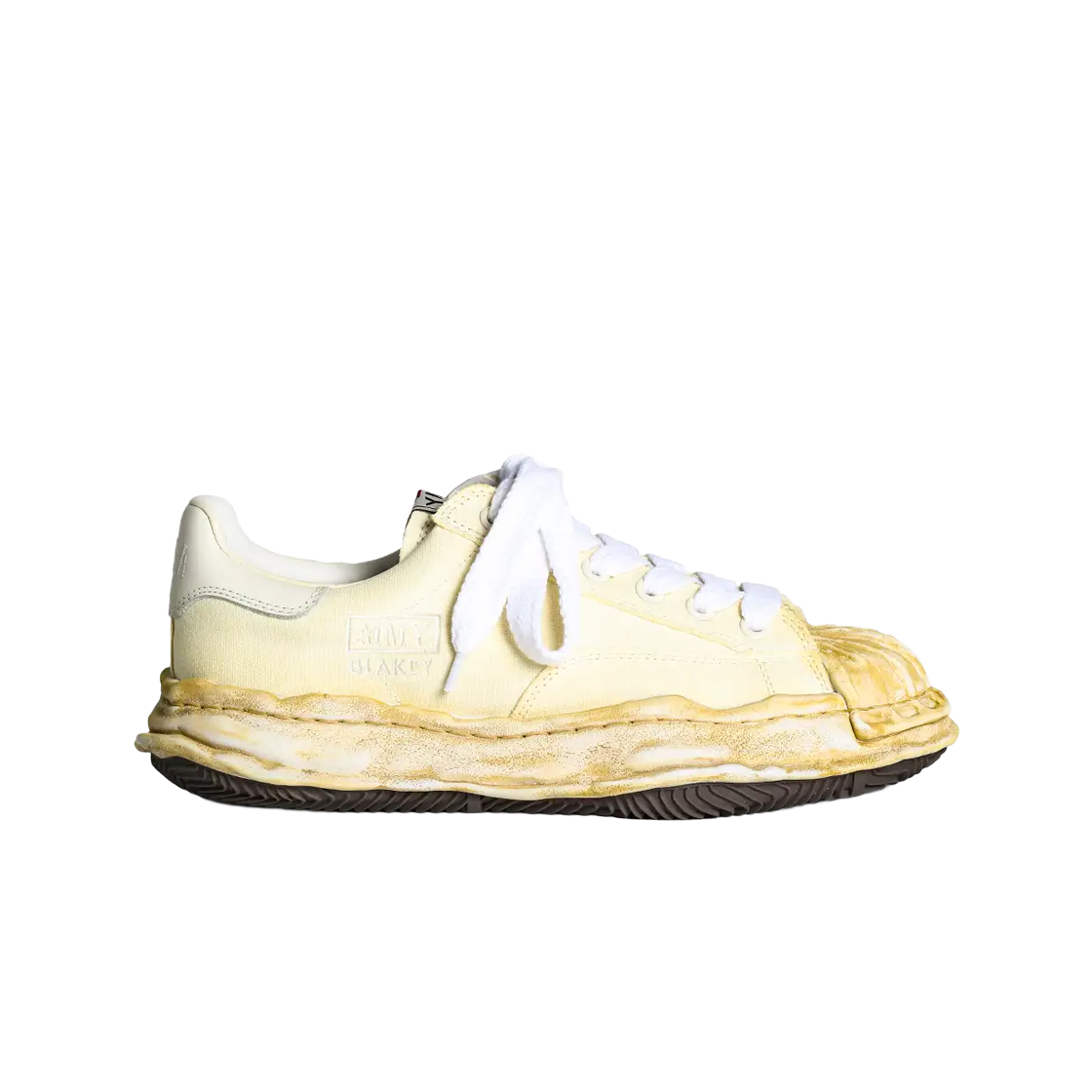 메종 미하라 야스히로 블레이키 OG 솔 캔버스 오버다이드 로우탑 스니커즈 화이트(Maison Mihara Yasuhiro Blakey OG Sole Canvas Over Dyed Low-top Sneakers White)
