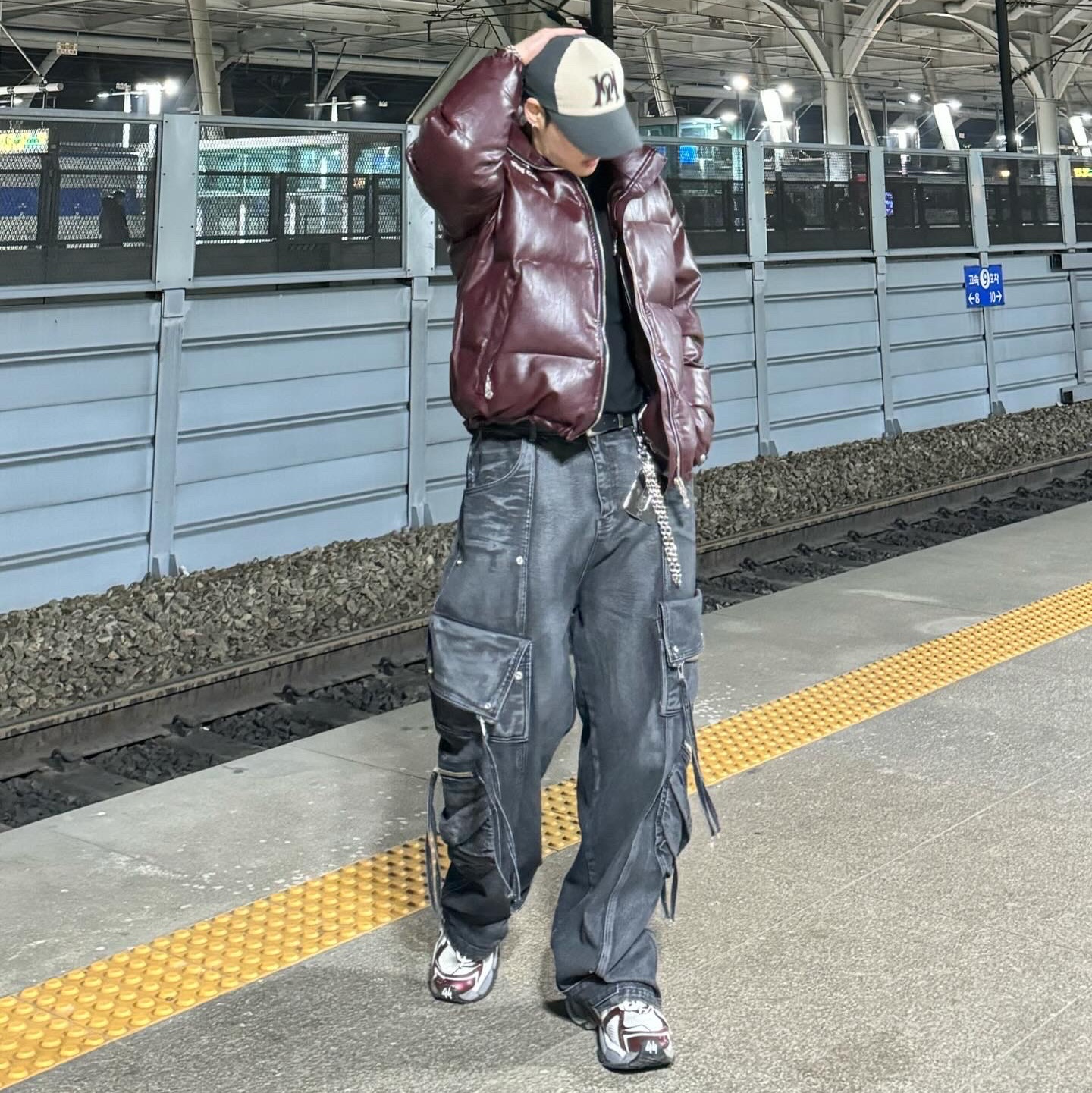 (W) Balenciaga Runner Sneakers Grey Burgundy, Thug Club Leather Puffer Jacket Purple 착용 스타일 - 3