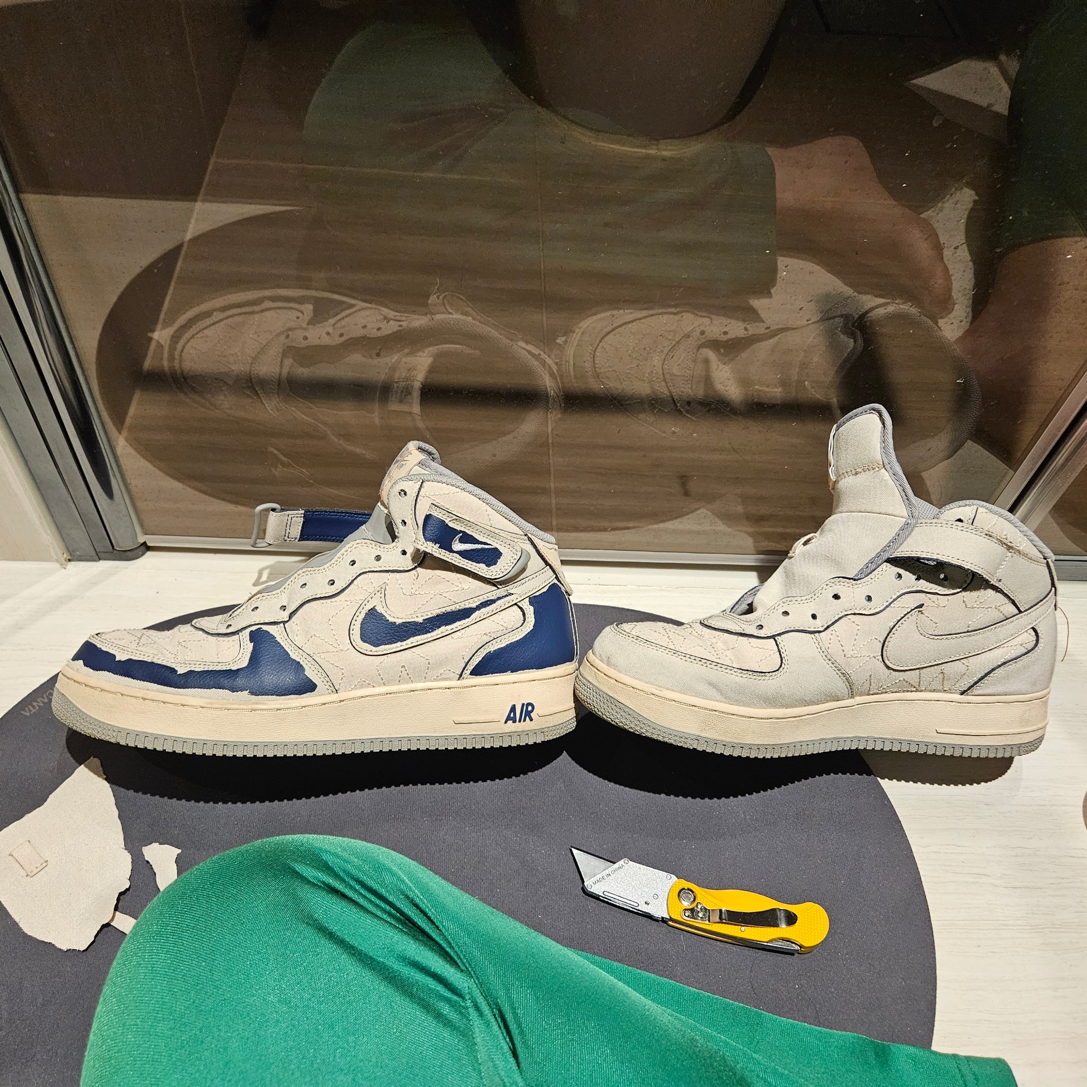 Nike Air Force 1 Mid '07 Pearl White 착용 스타일 - 1