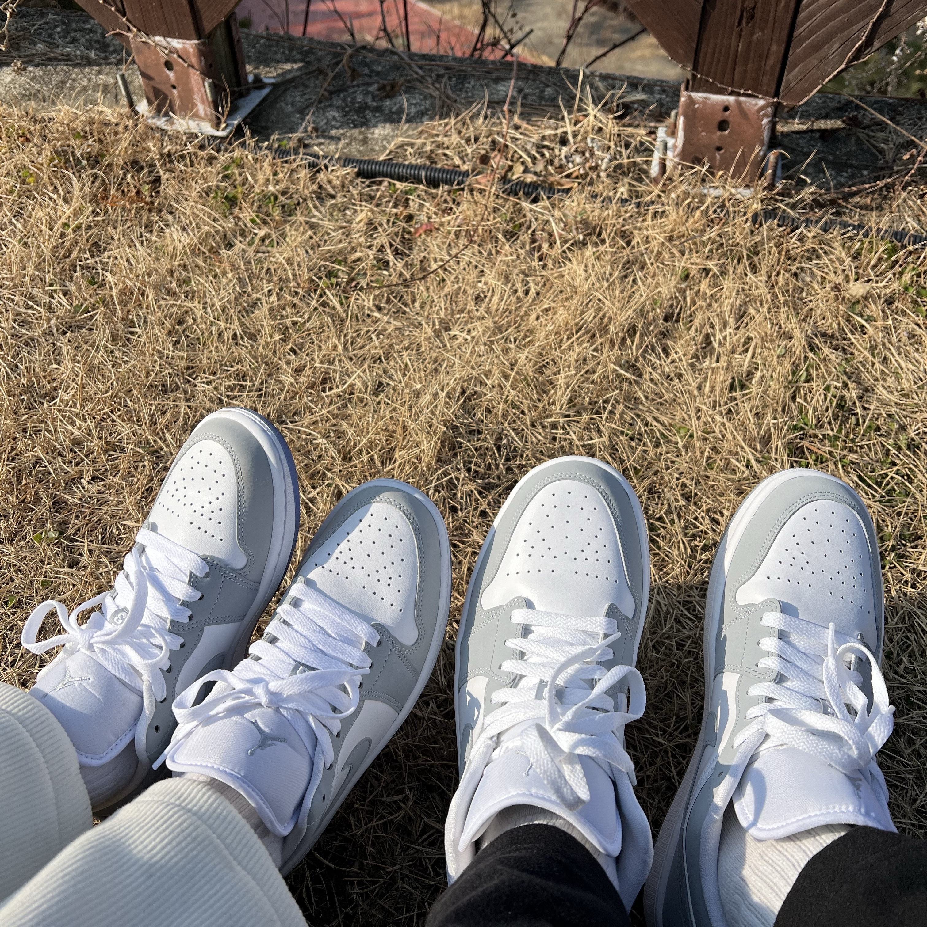 (W) Jordan 1 Low White Wolf Grey 착용 스타일