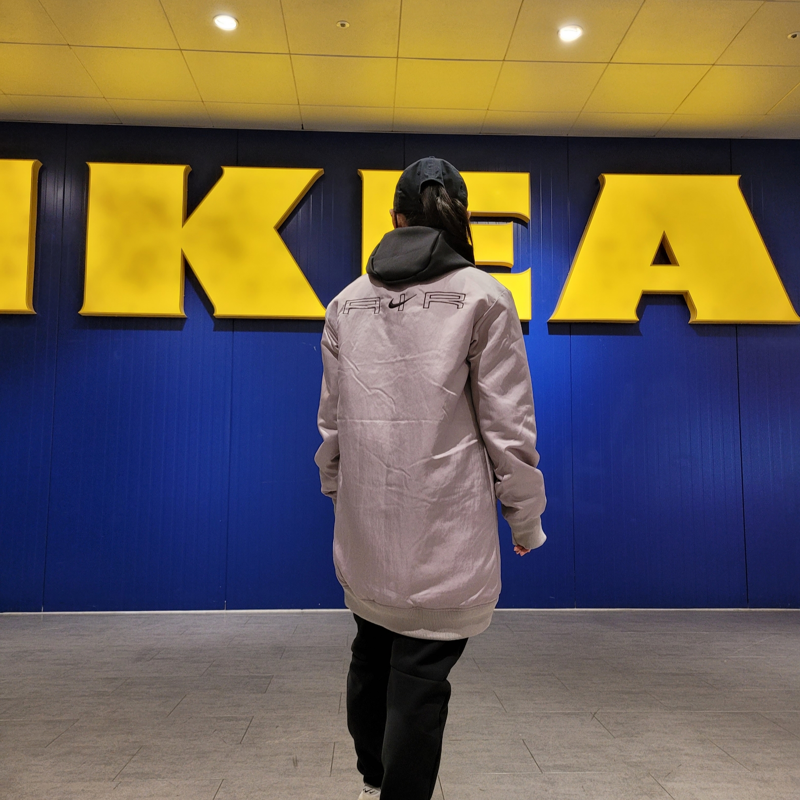 (W) Nike Therma-Fit Synthetic Fill Bomber Jacket Dark Grey - Asia 착용 스타일 - 4