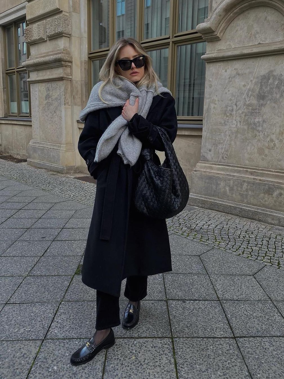 AMI de Coeur Oversize Intarsia Sweater Grey Black, Nike Cable Knit LS Sweater Rattan - Asia 착용 스타일 - 2