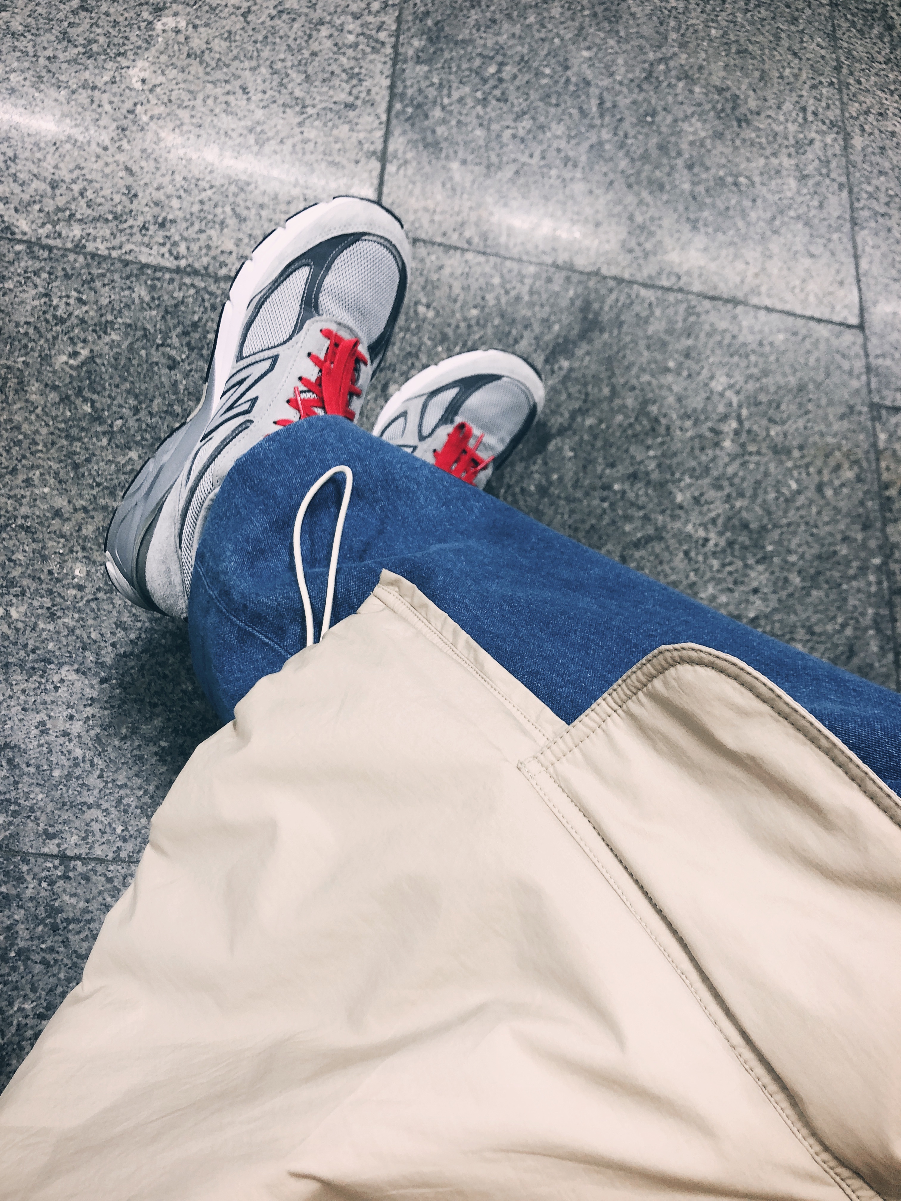 New Balance 990vs4 Made in USA Grey 착용 스타일