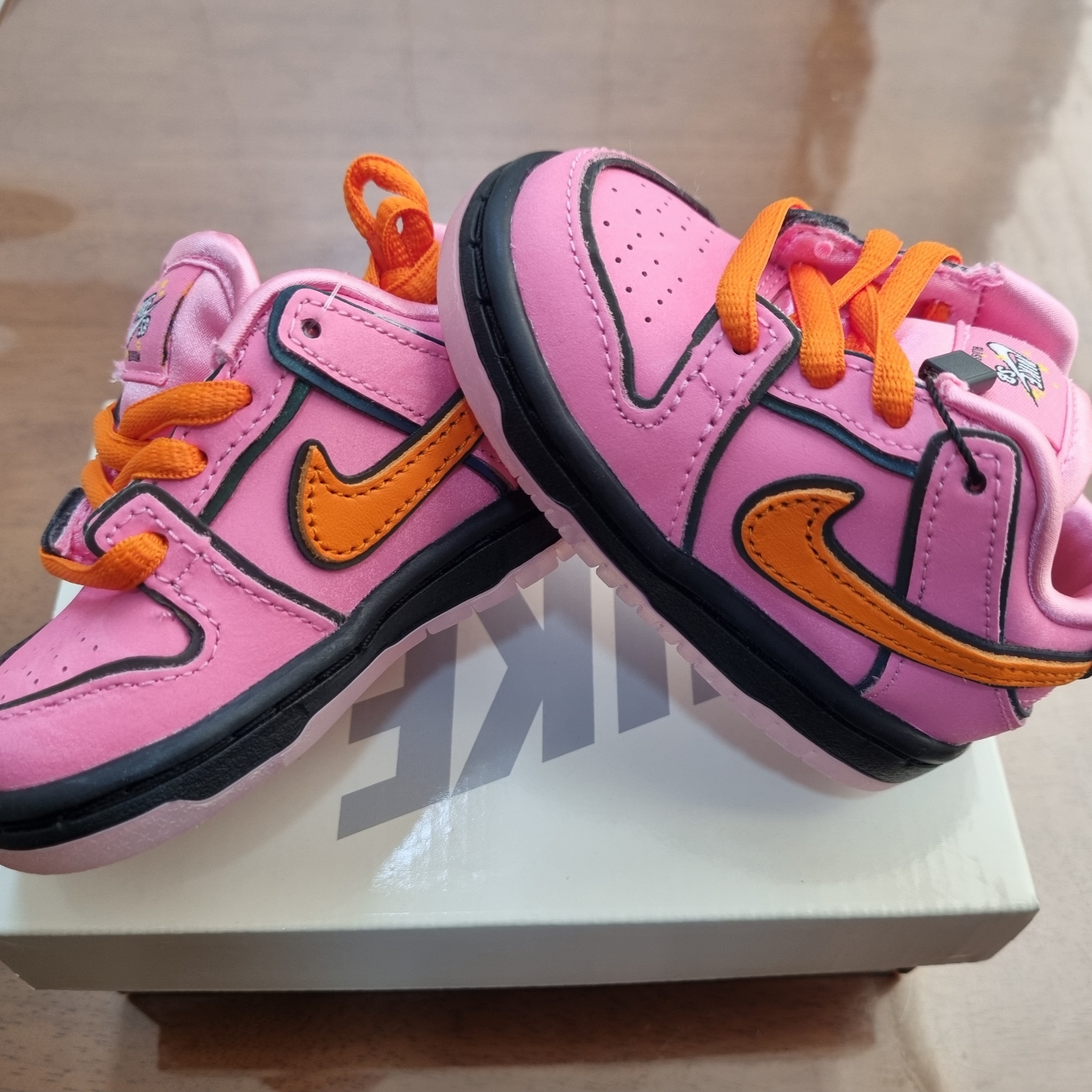 (TD) Nike x The Powerpuff Girls SB Dunk Low Pro QS Blossom 착용 스타일