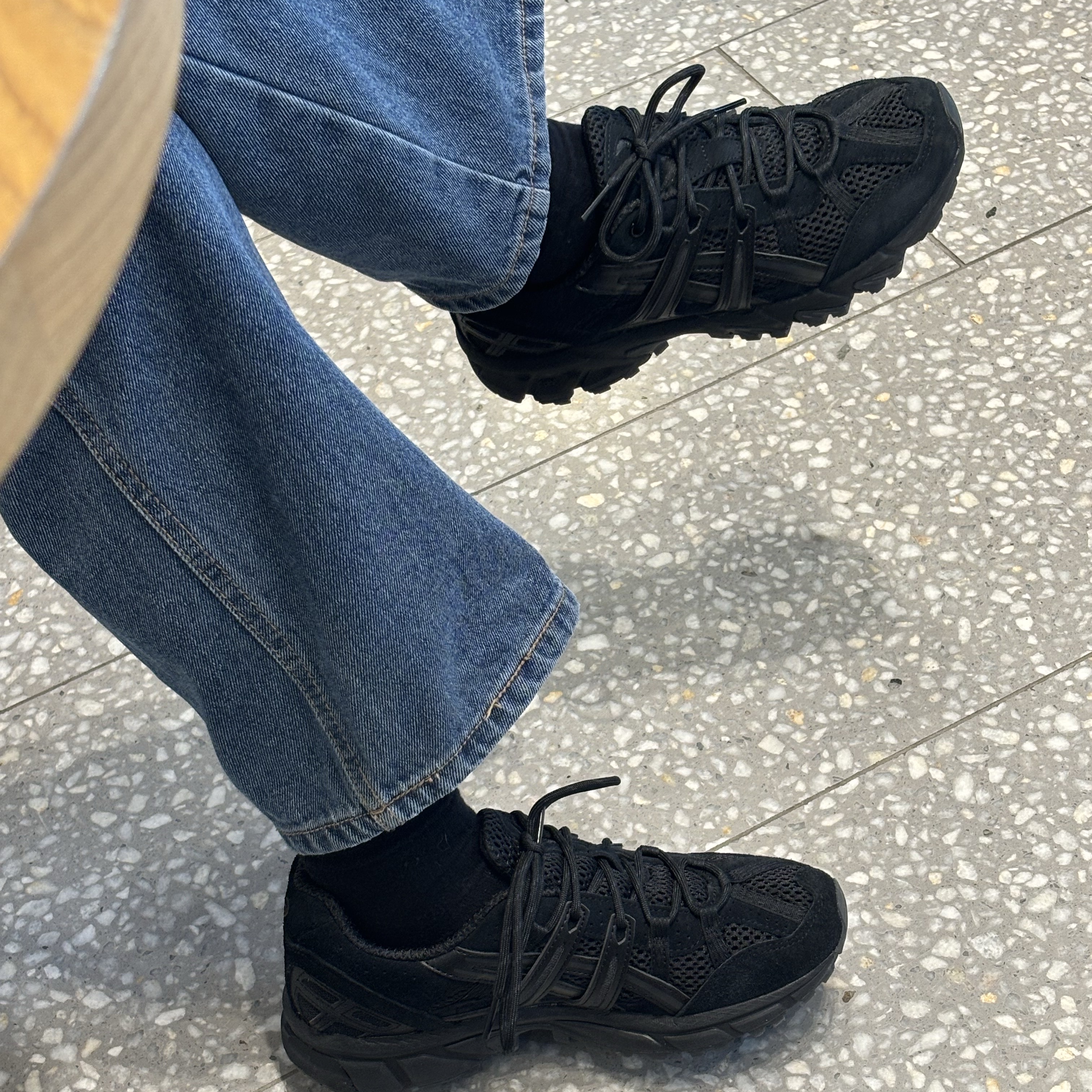 Asics Gel-Sonoma 15-50 Black 착용 스타일