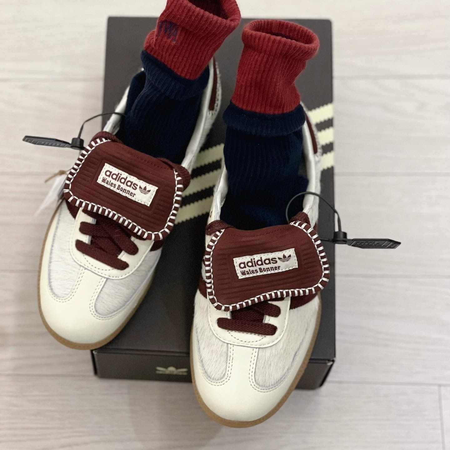 Adidas x Wales Bonner Pony Tonal Samba Cream White Mystery Brown 착용 스타일