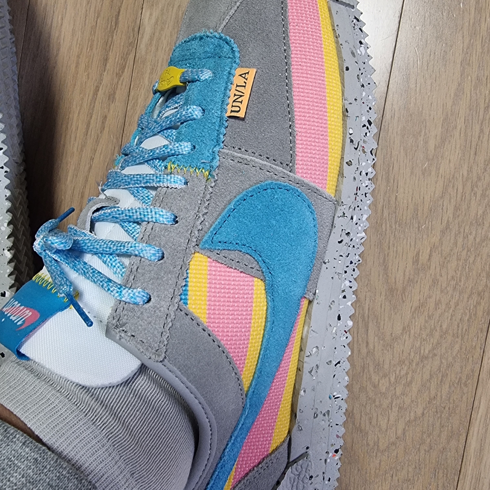Nike x Union Cortez SP Light Smoke 착용 스타일