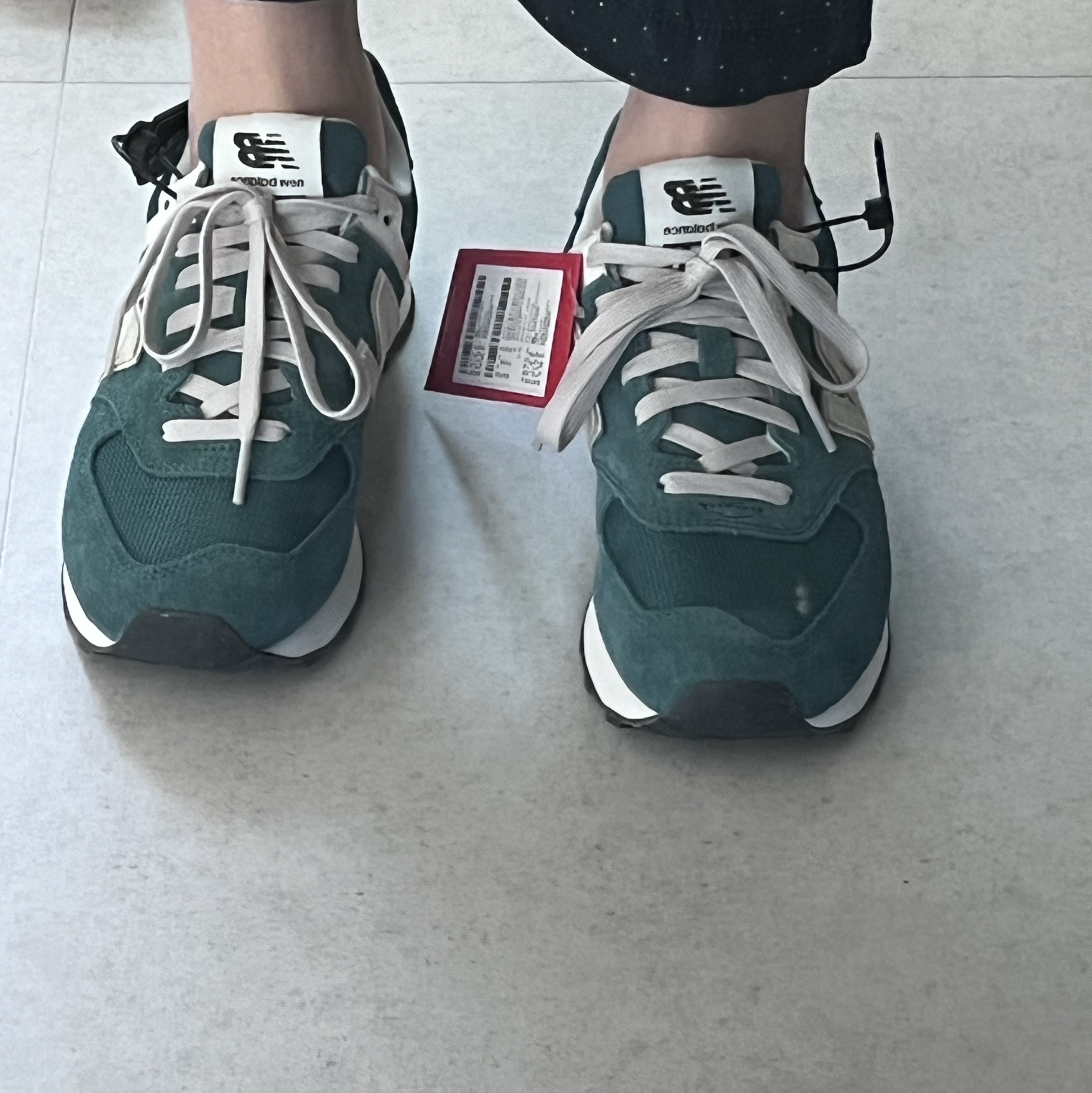 New Balance 574 Classics Reimagined Green 착용 스타일