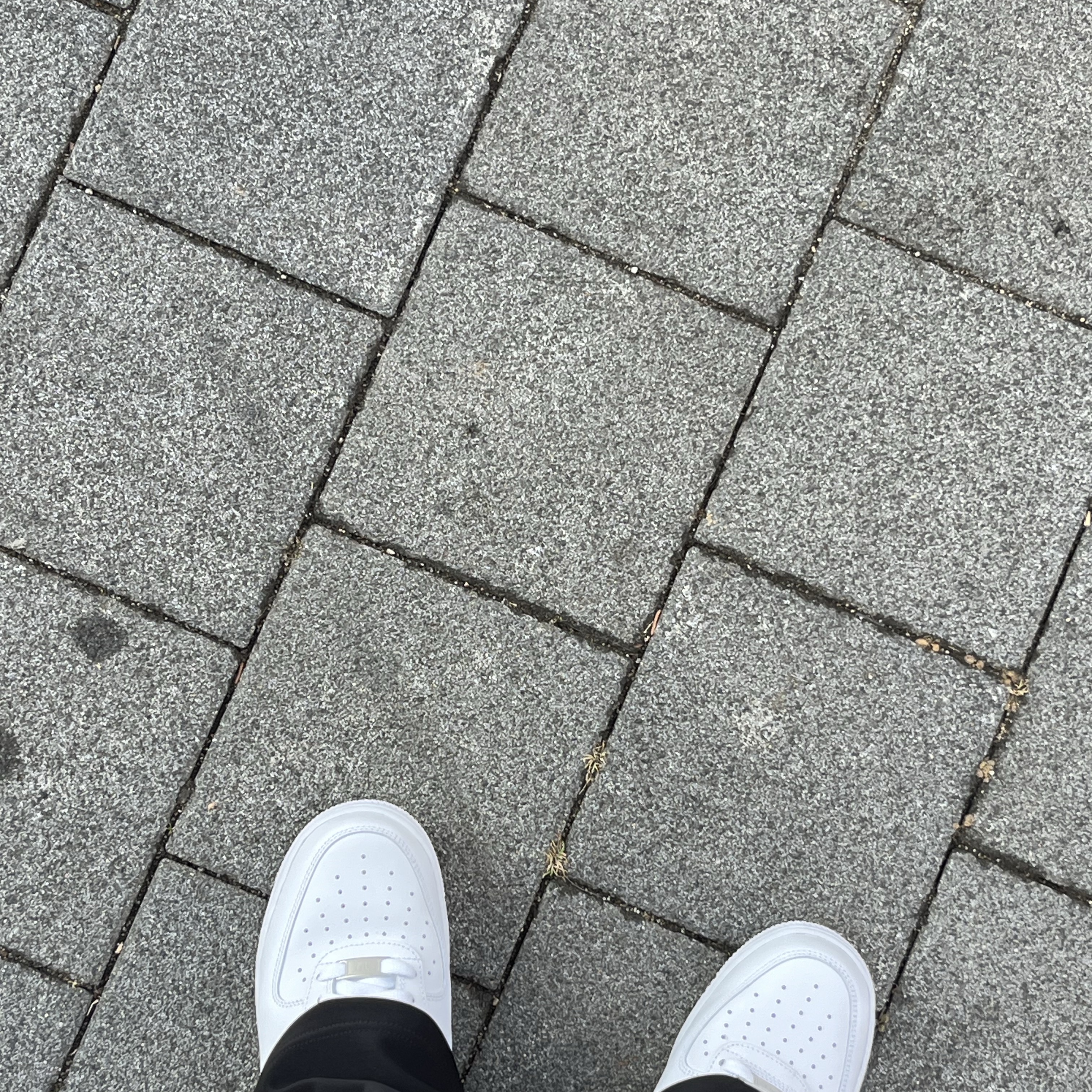 Nike Air Force 1 '07 Low White 착용 스타일
