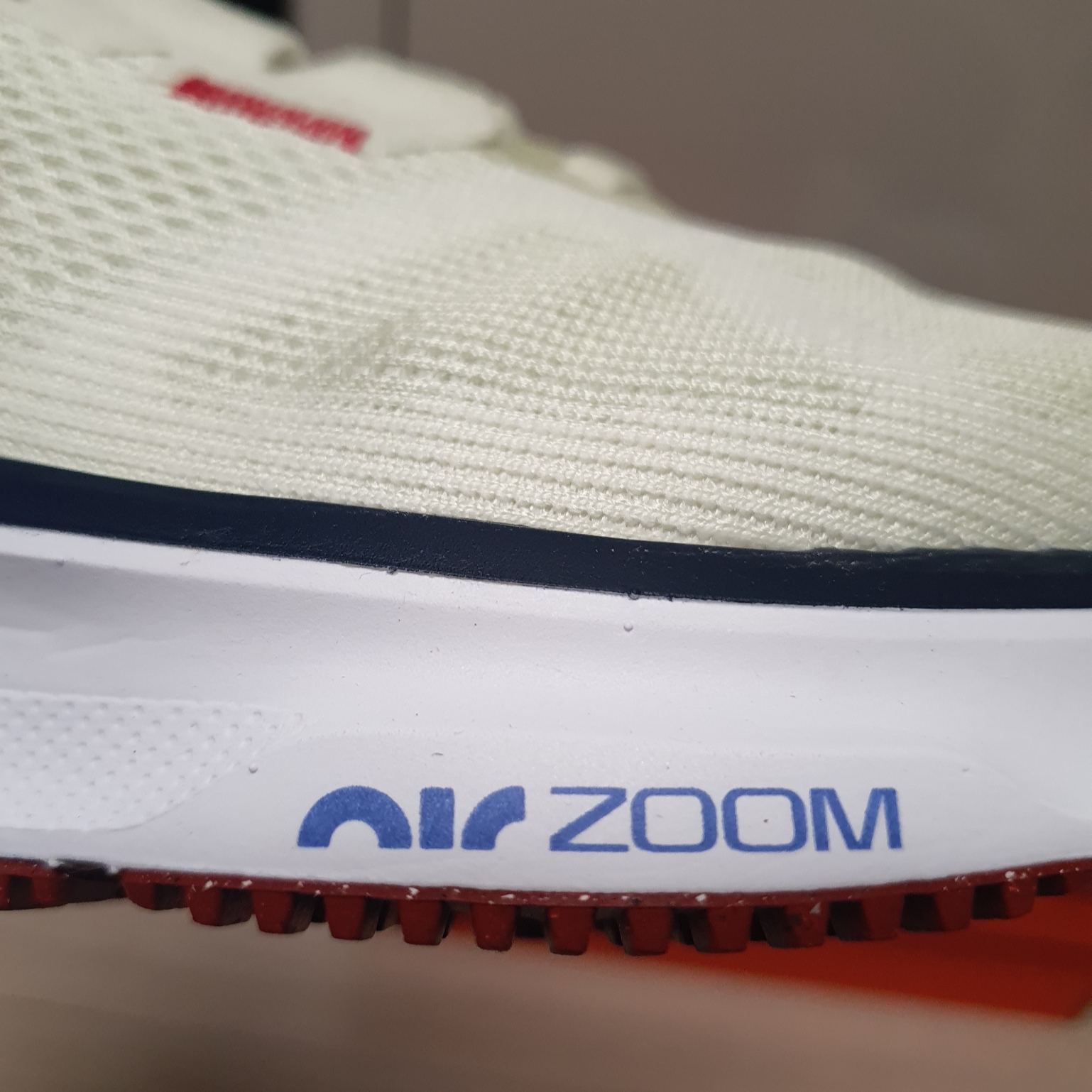 Nike Structure 25 Sea Glass 착용 스타일 - 3