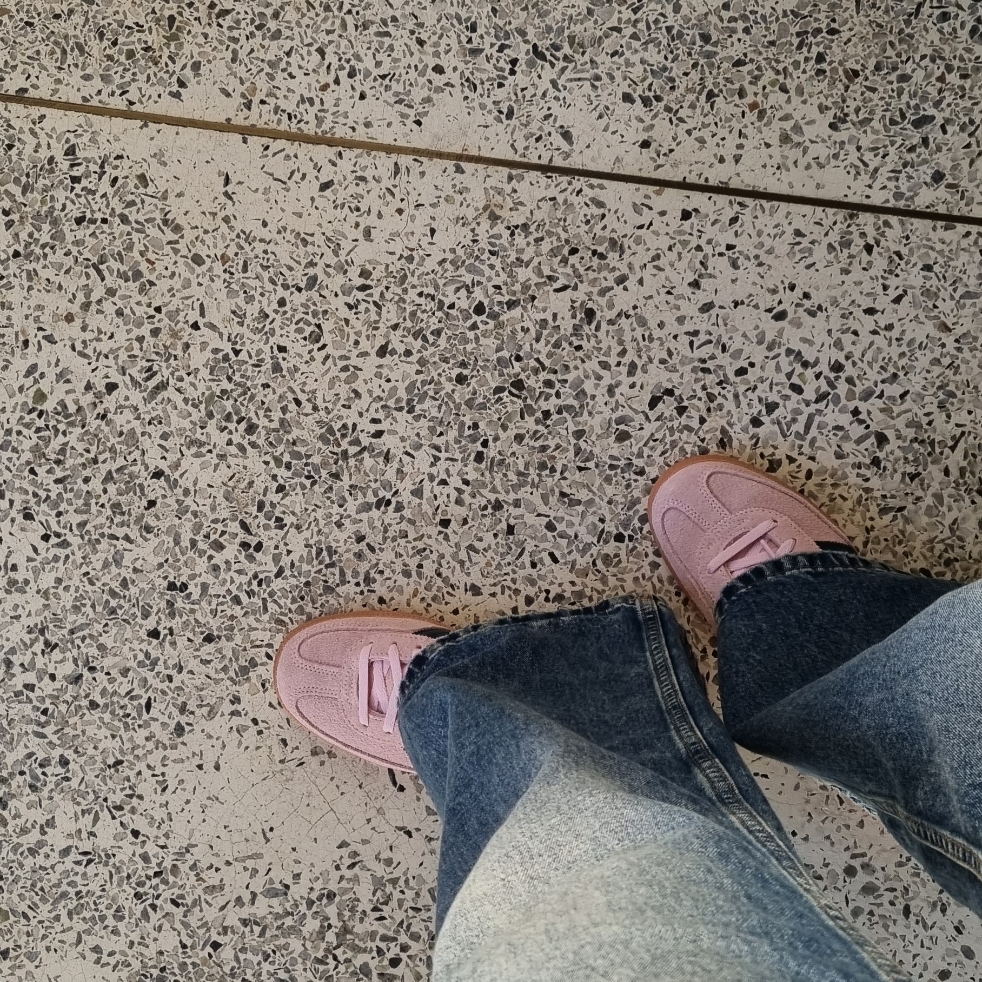 (W) Adidas Spezial Handball Clear Pink 착용 스타일