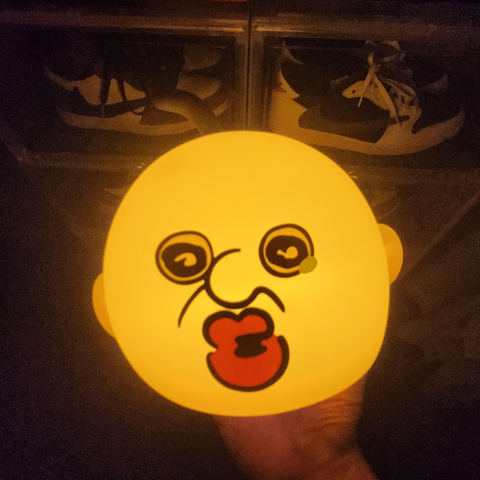 Bbangbbang Getting Hit Mood Lamp 착용 스타일