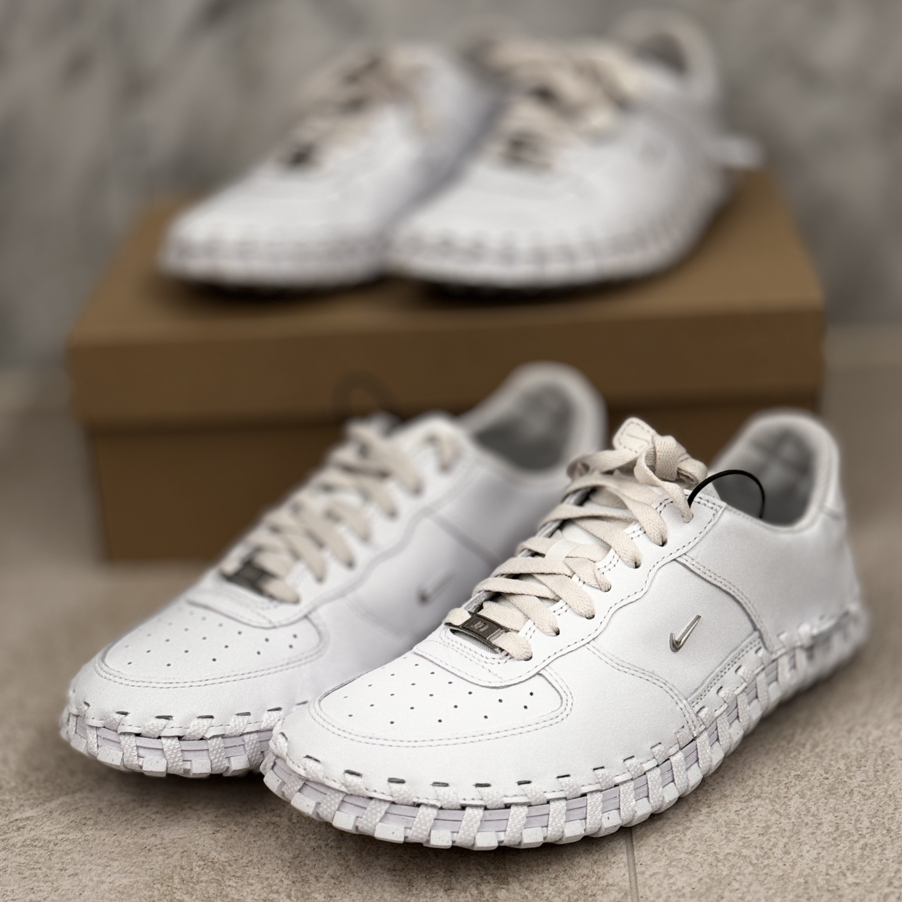 Nike x Jacquemus J Force 1 Low LX SP White 착용 스타일 - 2