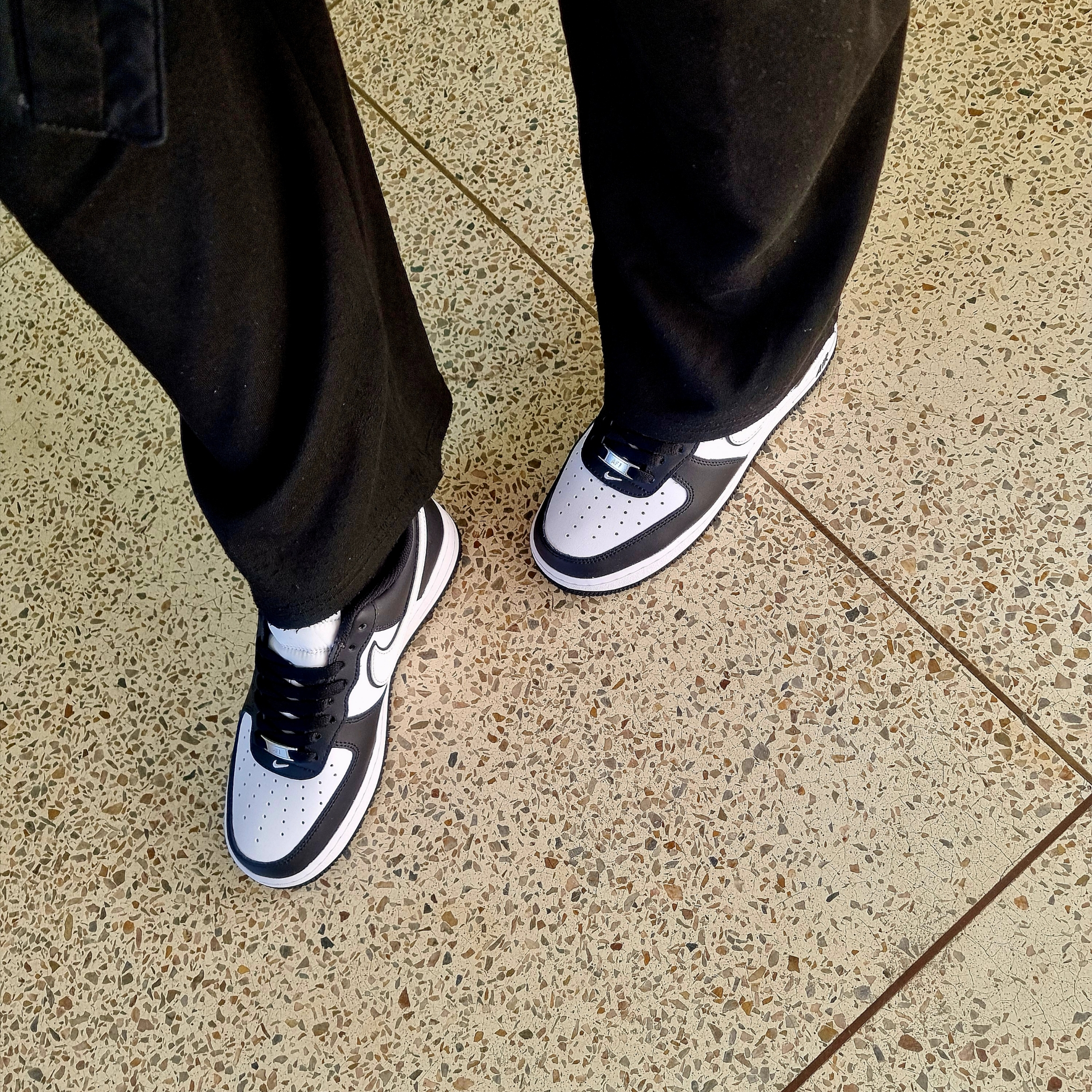 Nike Air Force 1 '07 Black White 착용 스타일