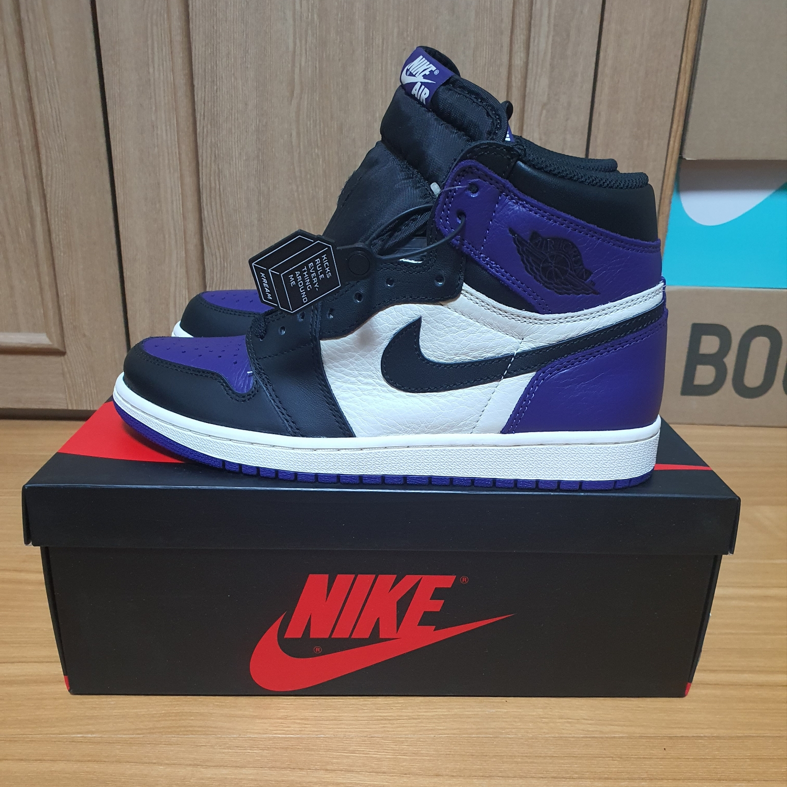 Jordan 1 Retro High Court Purple 착용 스타일 - 2