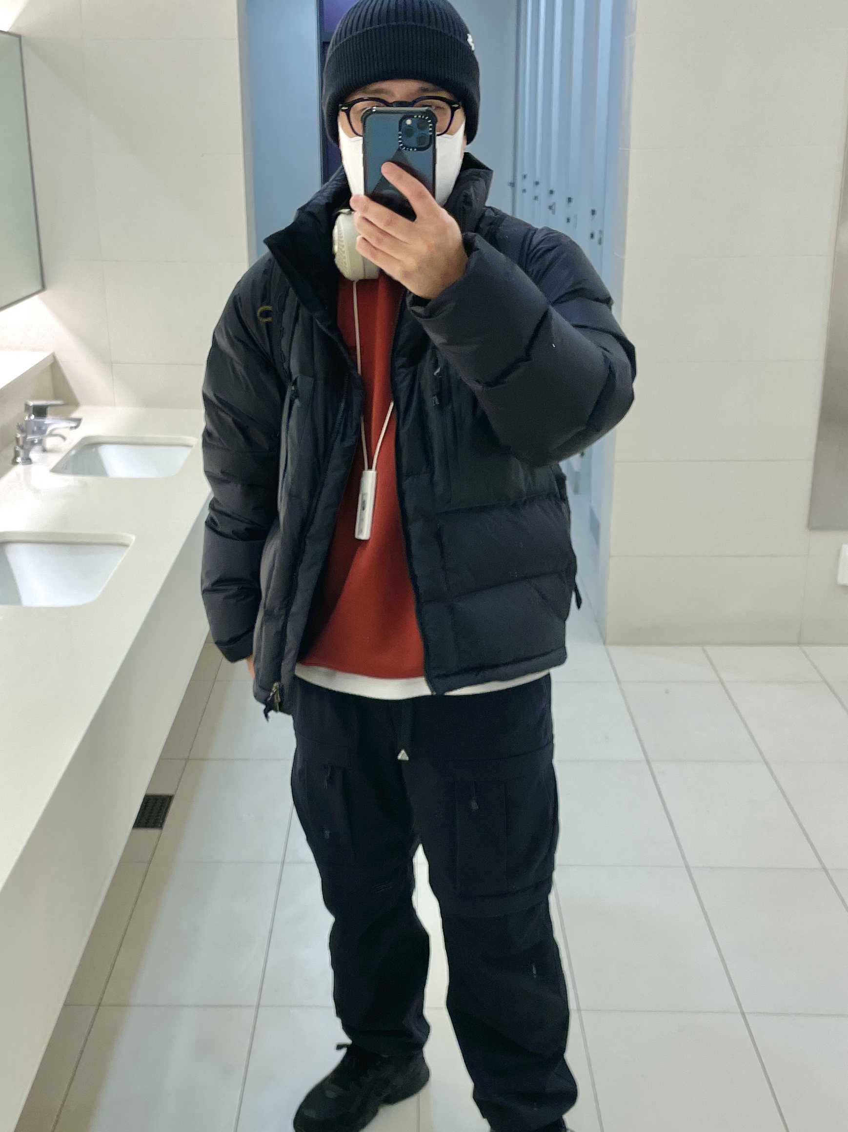 Nike ACG Down Jacket Black - US/EU, Nike NRG ACG Cuffed Beanie Black 착용 스타일