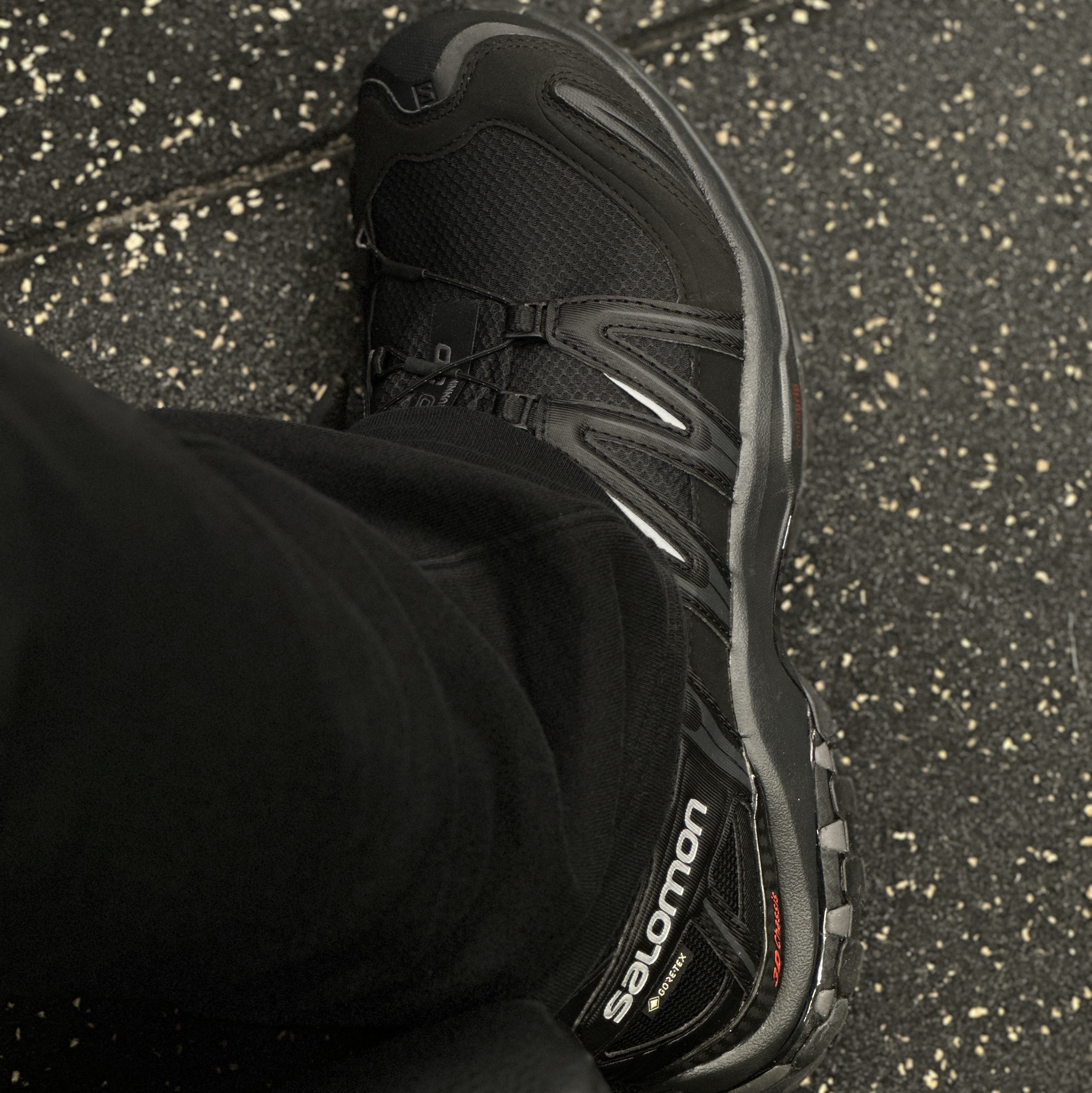 Salomon XA Pro 3D Black Magnet 착용 스타일