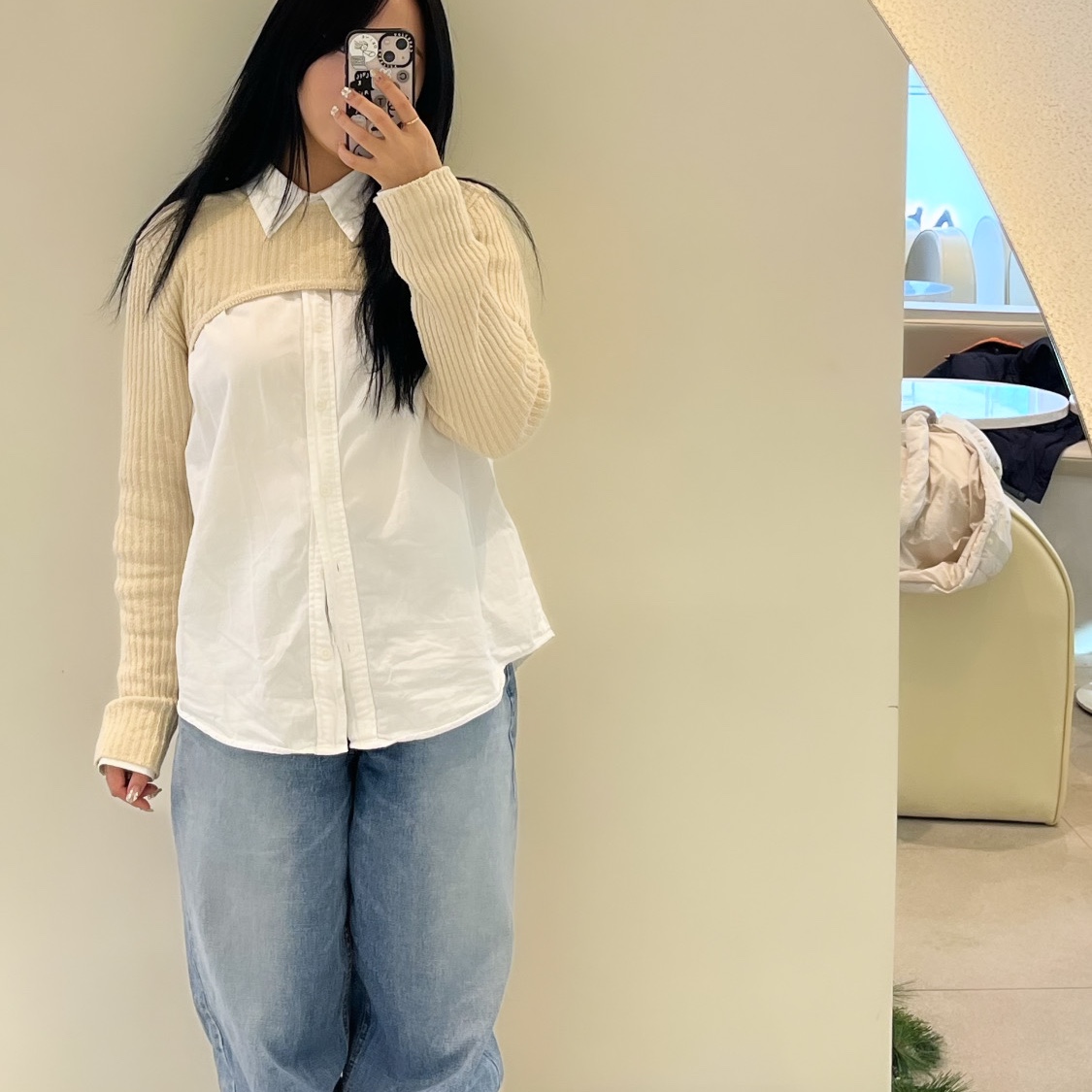 Porta Women Boucle Bolero Knit Beige 착용 스타일