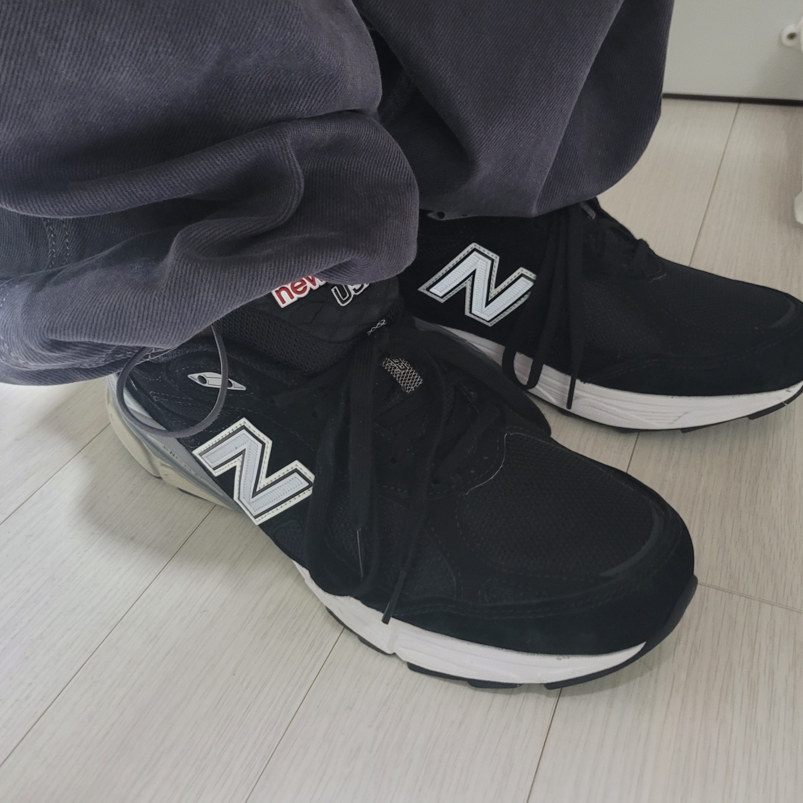 New Balance 990v3 Made in USA Black - D Standard 착용 스타일 - 2