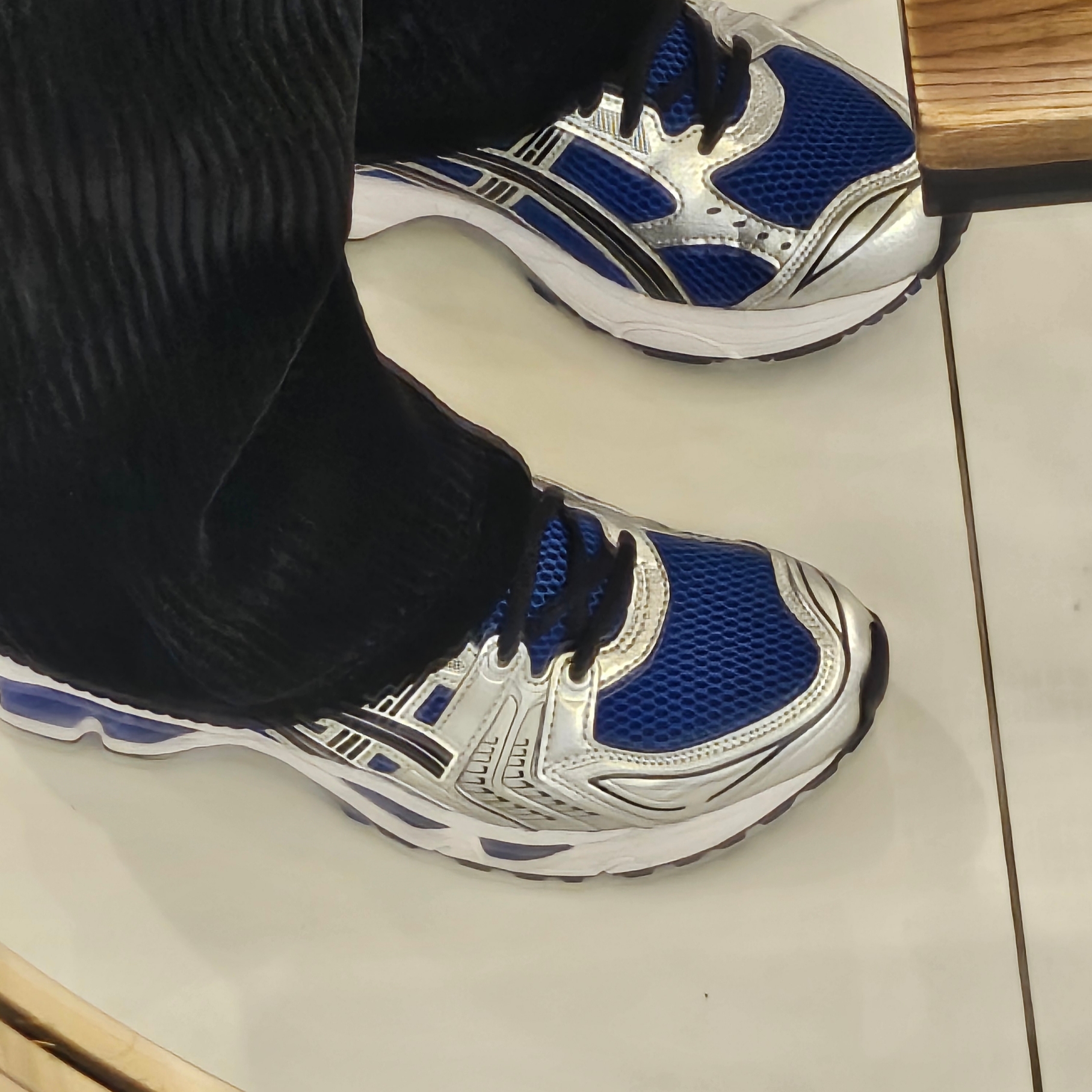 Asics Gel-Kayano 14 Monaco Blue Black 착용 스타일 - 3