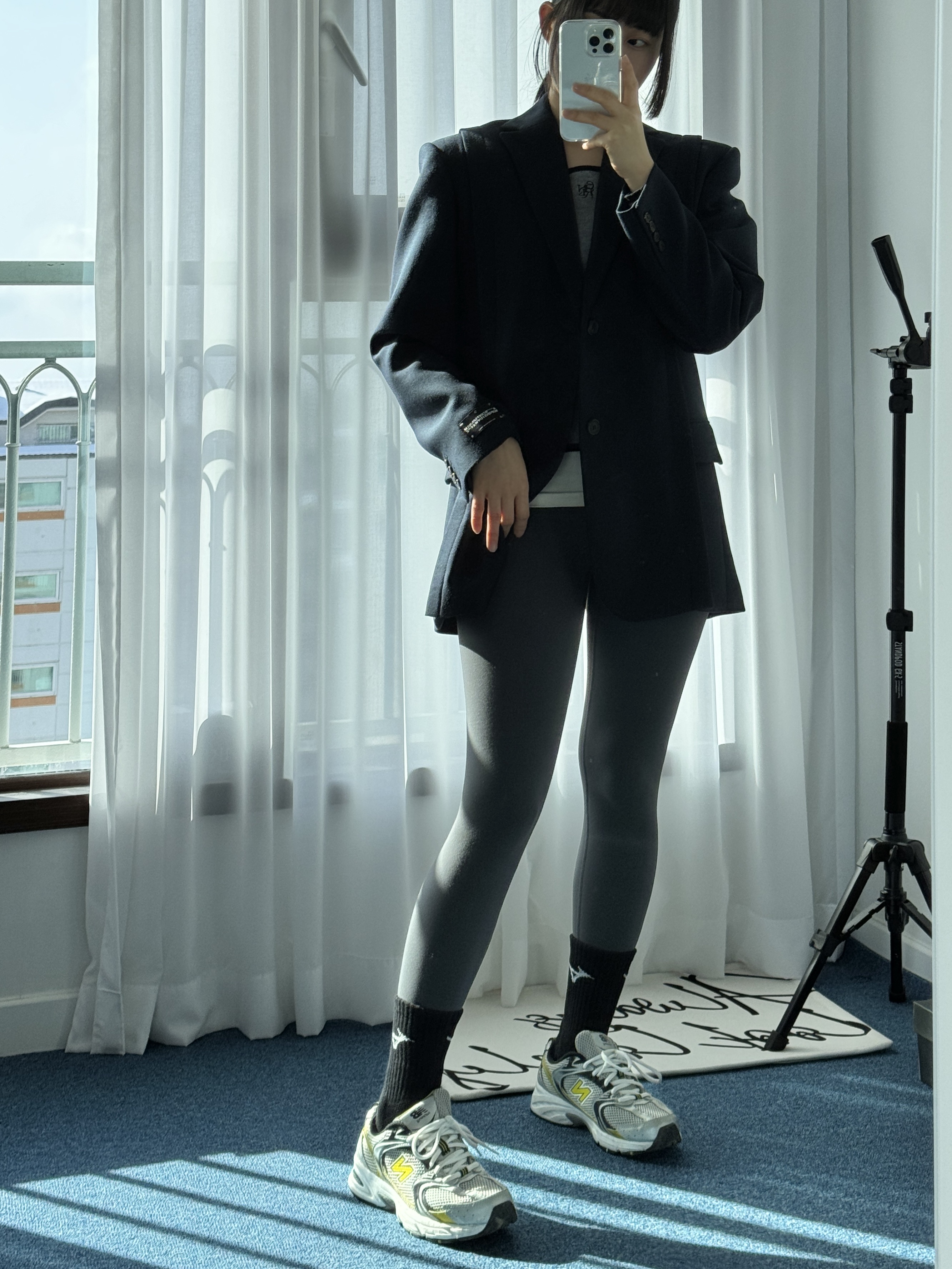 New Balance 530 Silver, Zara x Ader Error Oversize Blazer Navy 착용 스타일
