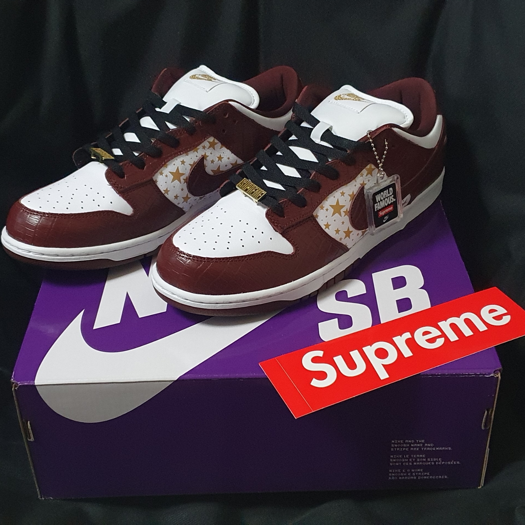 Nike x Supreme SB Dunk Low Barkroot Brown 착용 스타일