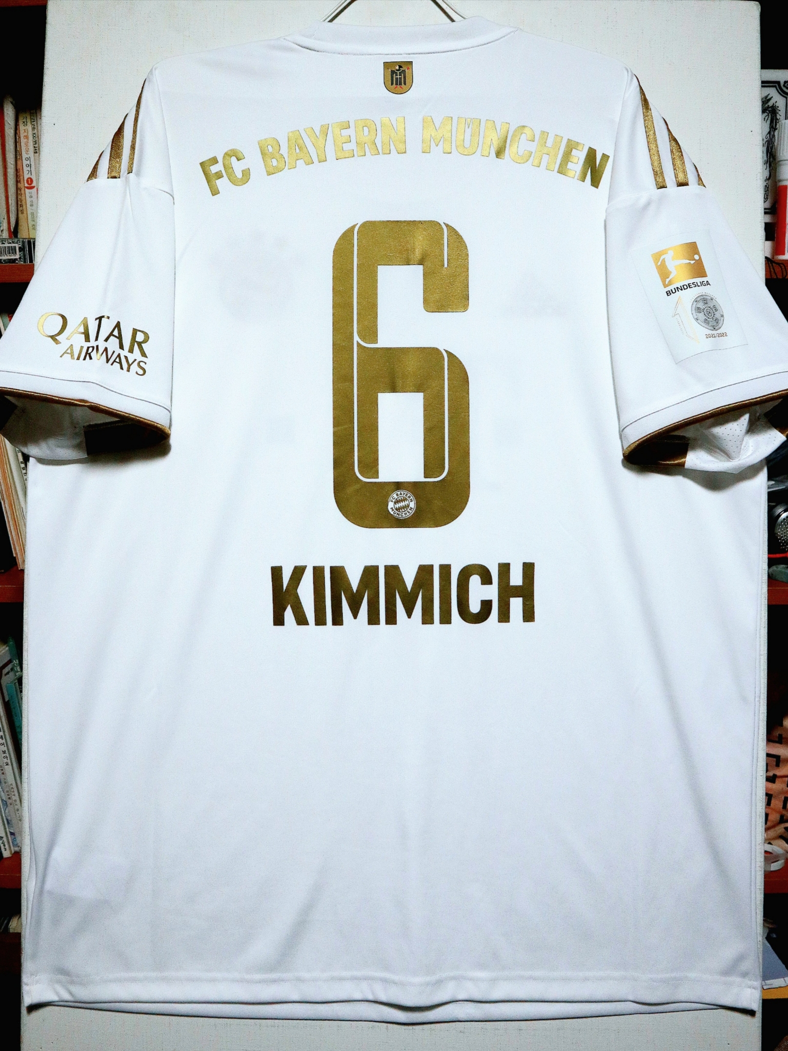 Adidas Bayern Munchen 2022/23 Away Jersey White - US Sizing (Non Marking Ver.) 착용 스타일 - 2