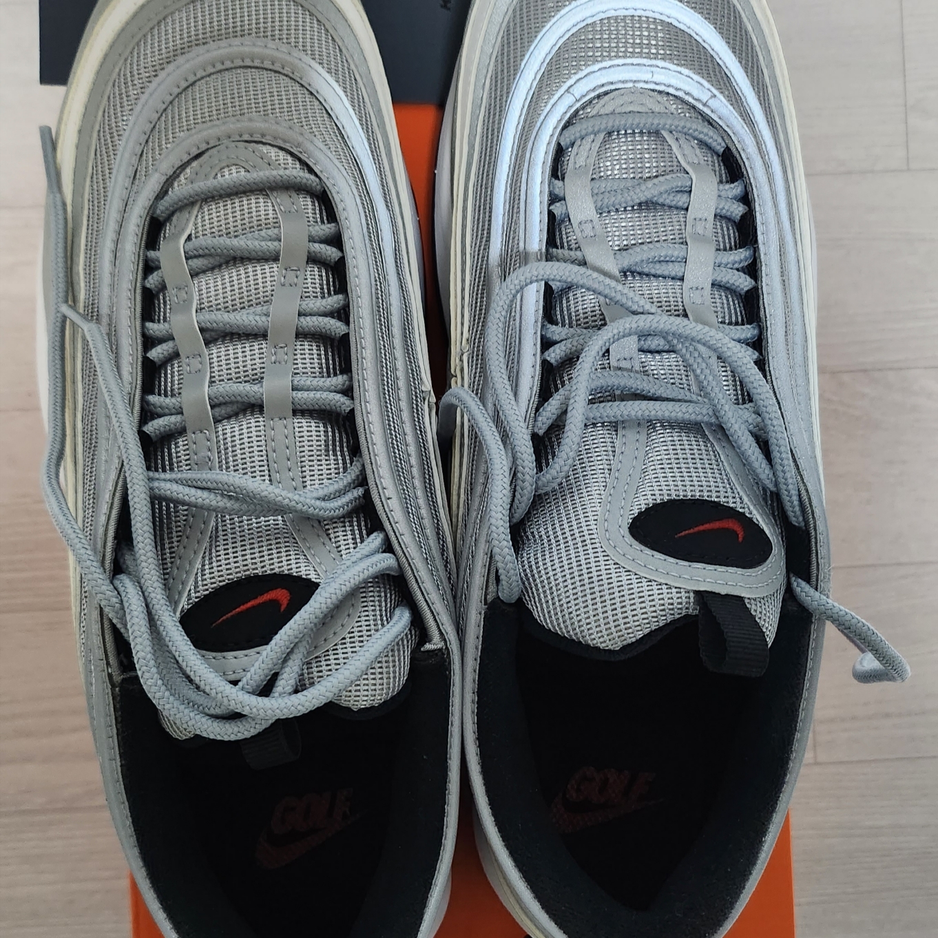 Nike Air Max 97 G Silver Bullet 착용 스타일
