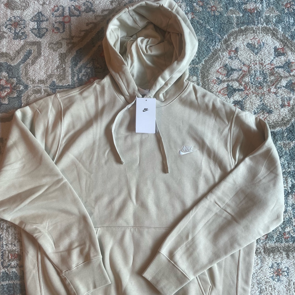 Nike NSW Club Fleece Pullover Hoodie Rattan - Asia 착용 스타일 - 1