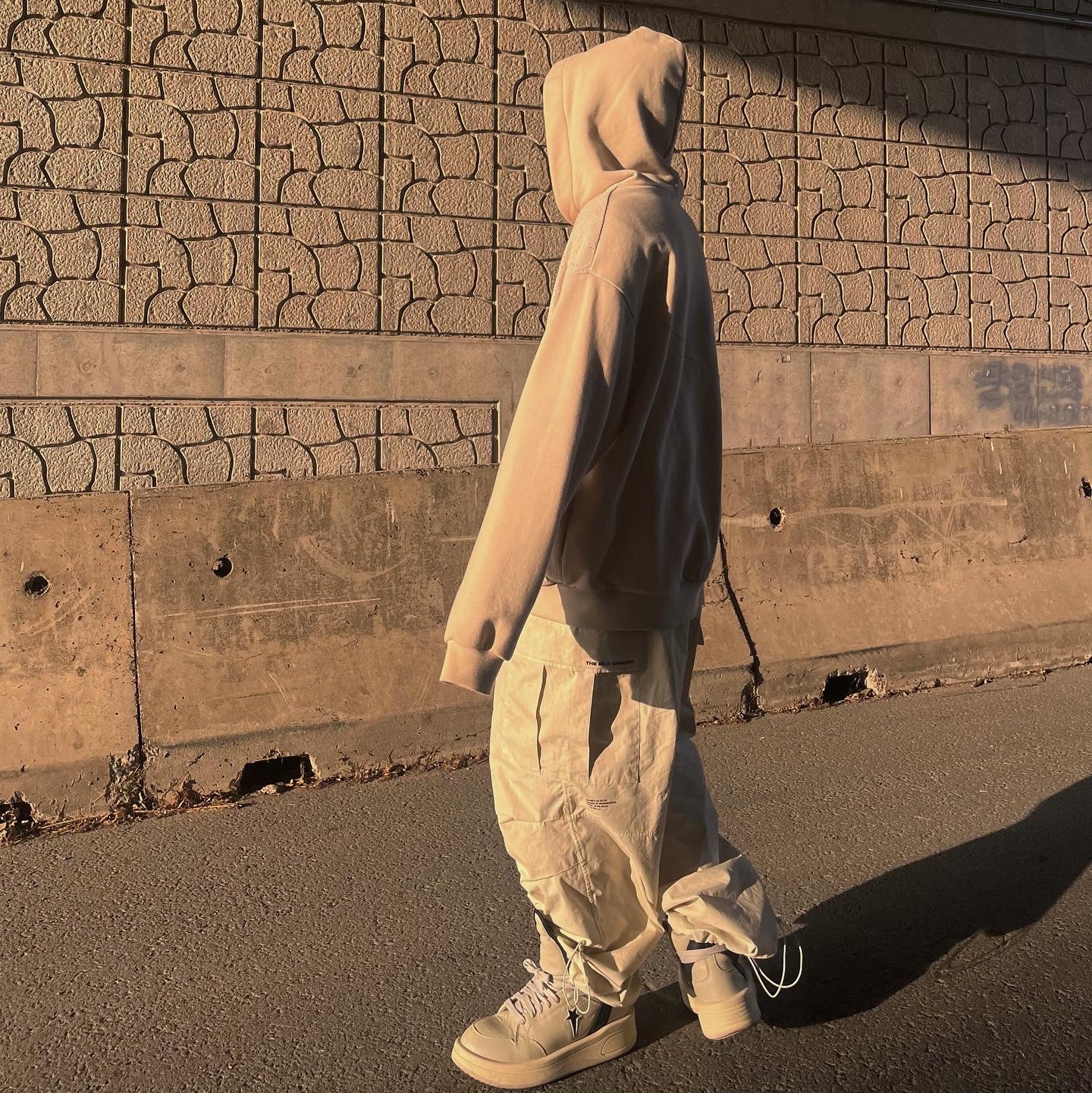 Converse x Drkshdw Turbowpn Pelican 착용 스타일 - 1