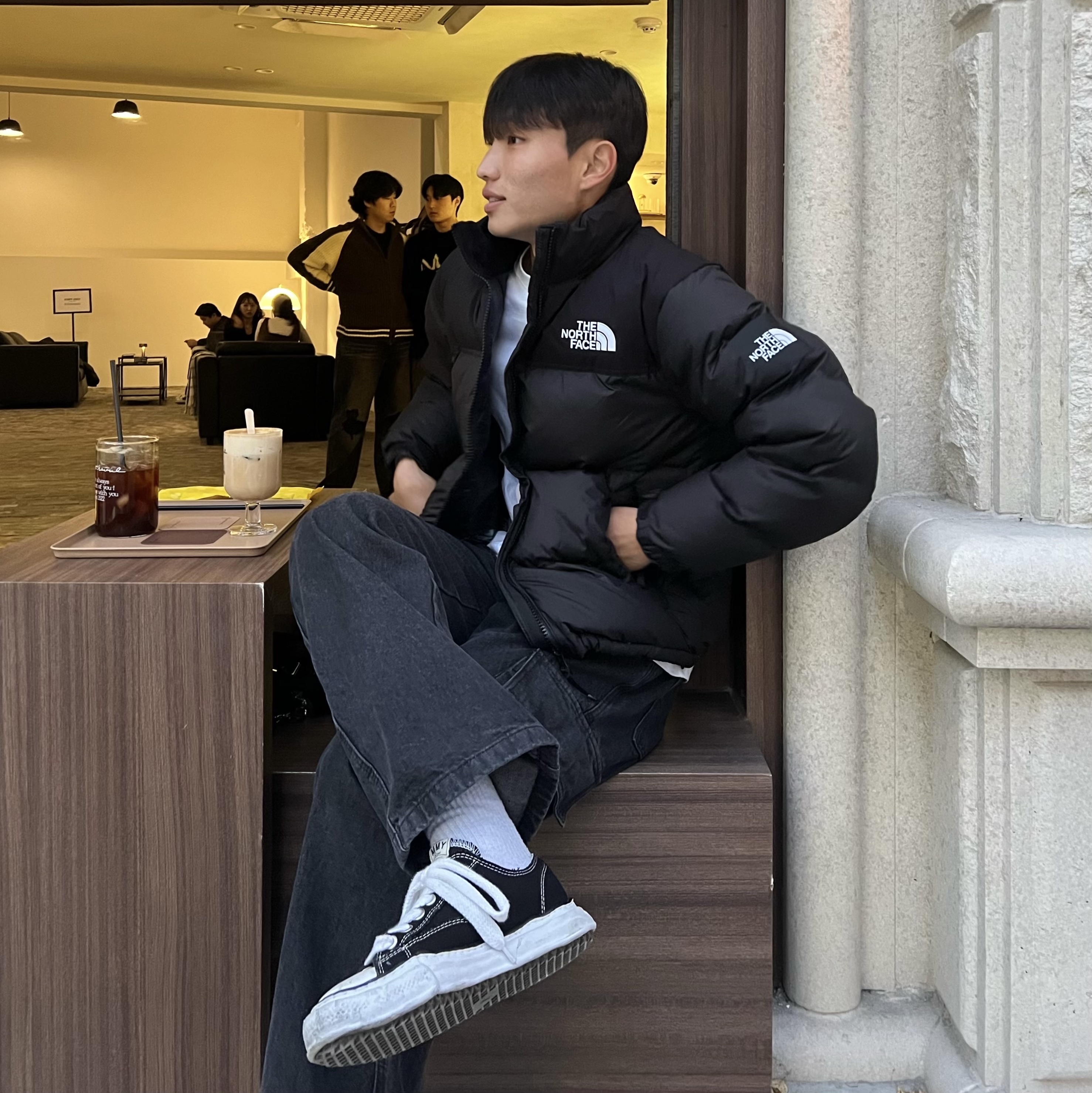 Maison Mihara Yasuhiro Peterson OG Sole Canvas Low Sneakers Black 착용 스타일