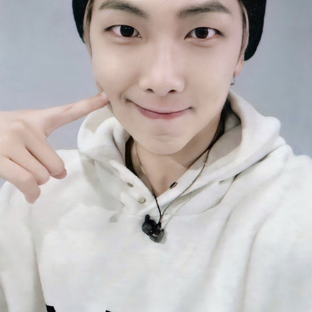 Fear of God ABC Hoodie Cream Heather 착용 스타일 - 3