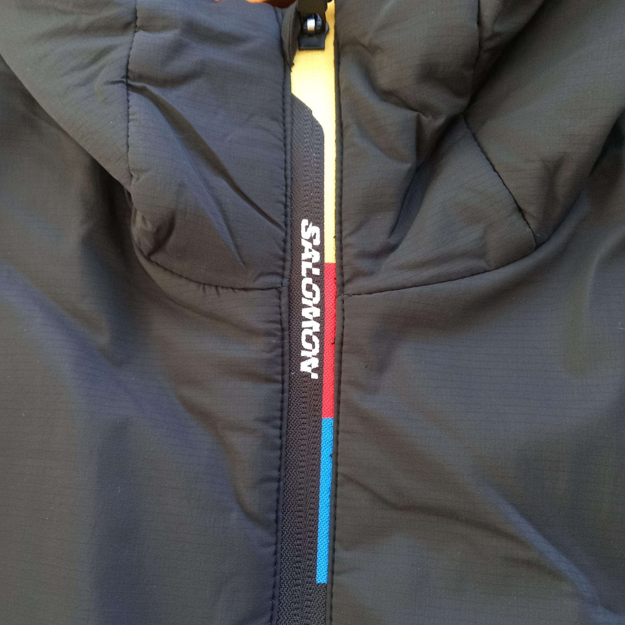 Salomon Modisay Jacket Black 착용 스타일 - 2