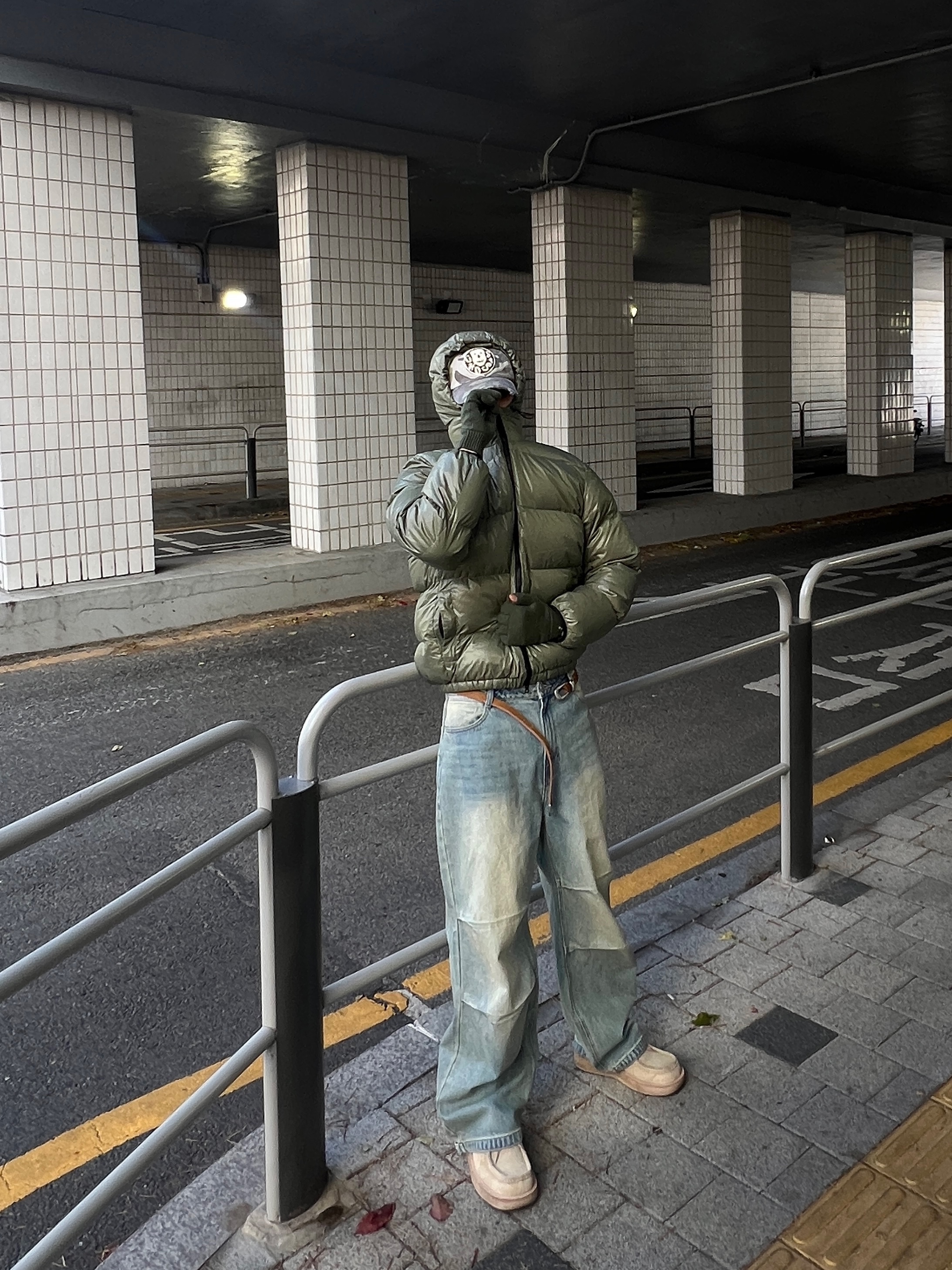 Our Legacy 2cm Belt on Hide Natural Hair, ETCE Ghost Cap Washed Camo 착용 스타일 - 1