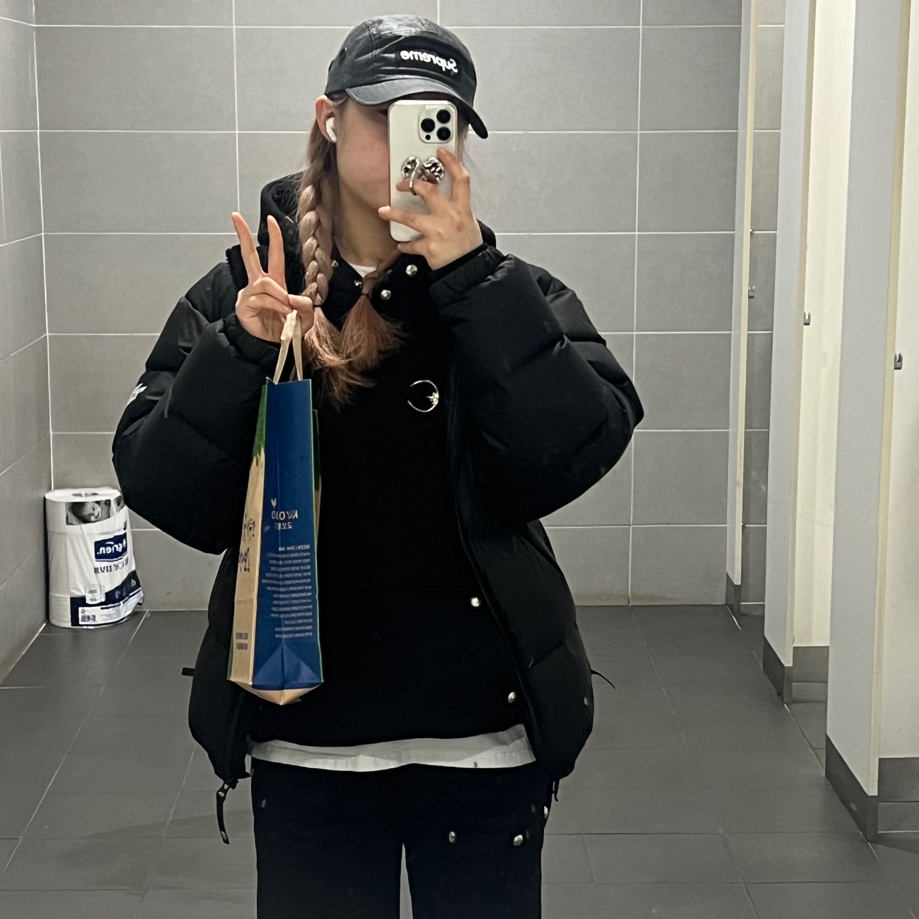 Thug Club Armor Hoodie Black, Thug Club Thug Pants (2) Black 착용 스타일