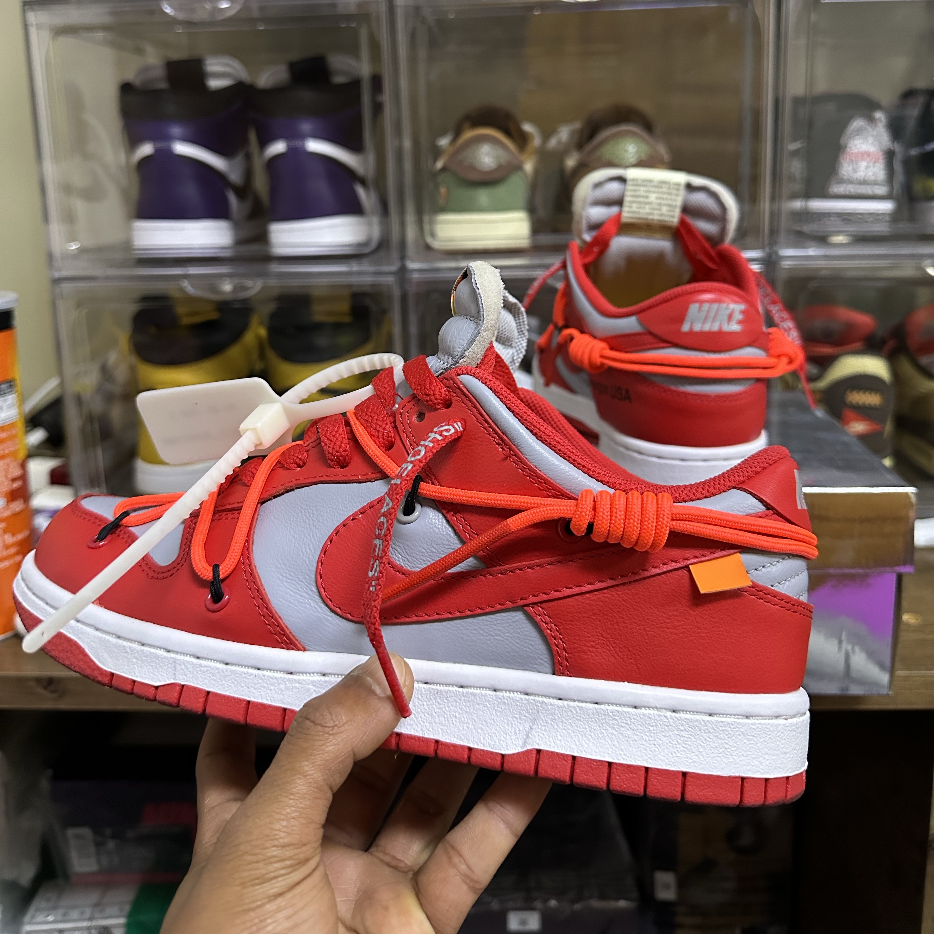 Nike x Off-White Dunk Low University Red 착용 스타일