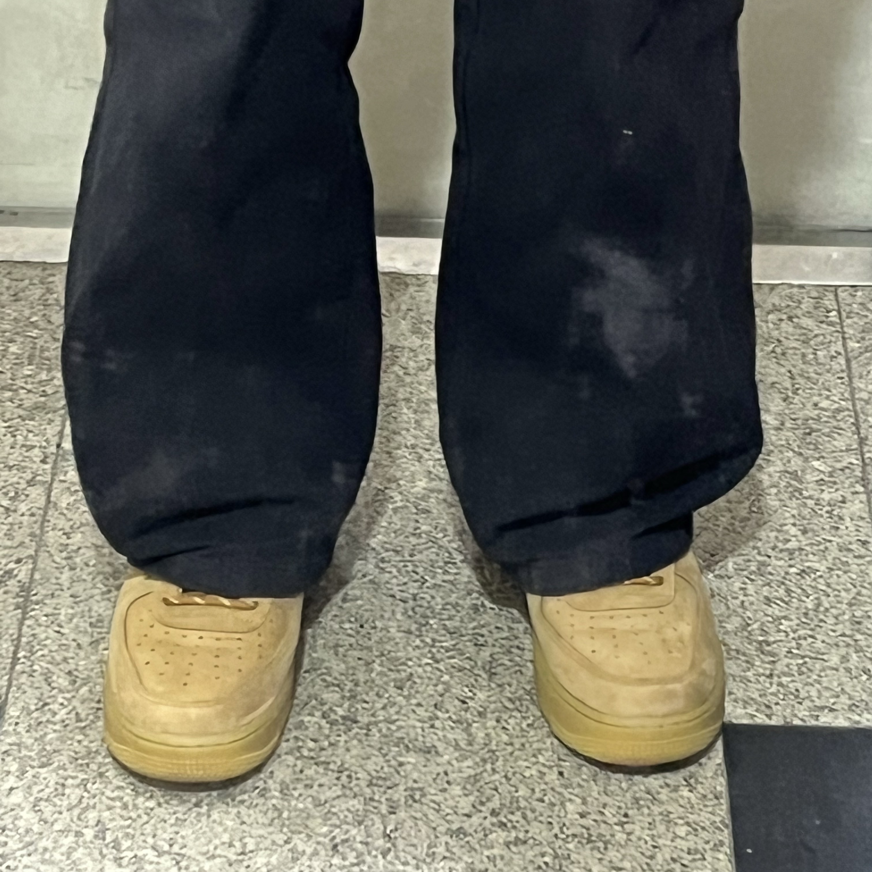 Nike Air Force 1 '07 WB Flax 착용 스타일
