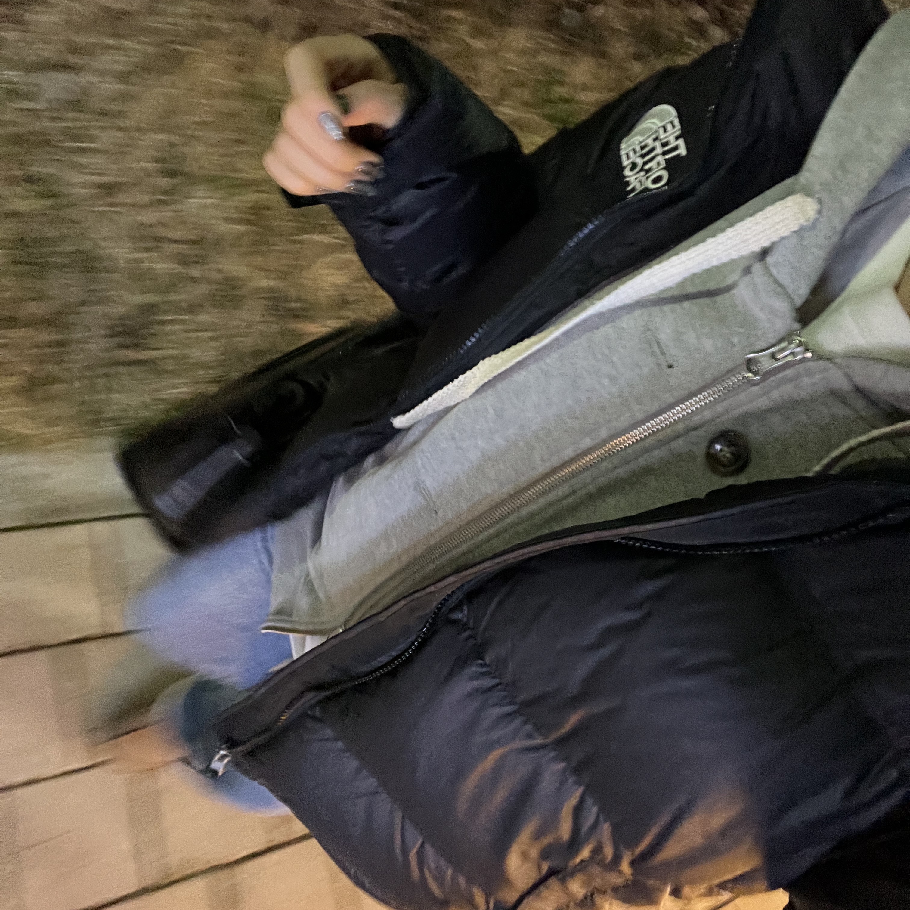 The North Face 1996 Eco Nuptse Jacket Black, Nike Air Force 1 '07 Low White 착용 스타일 - 4