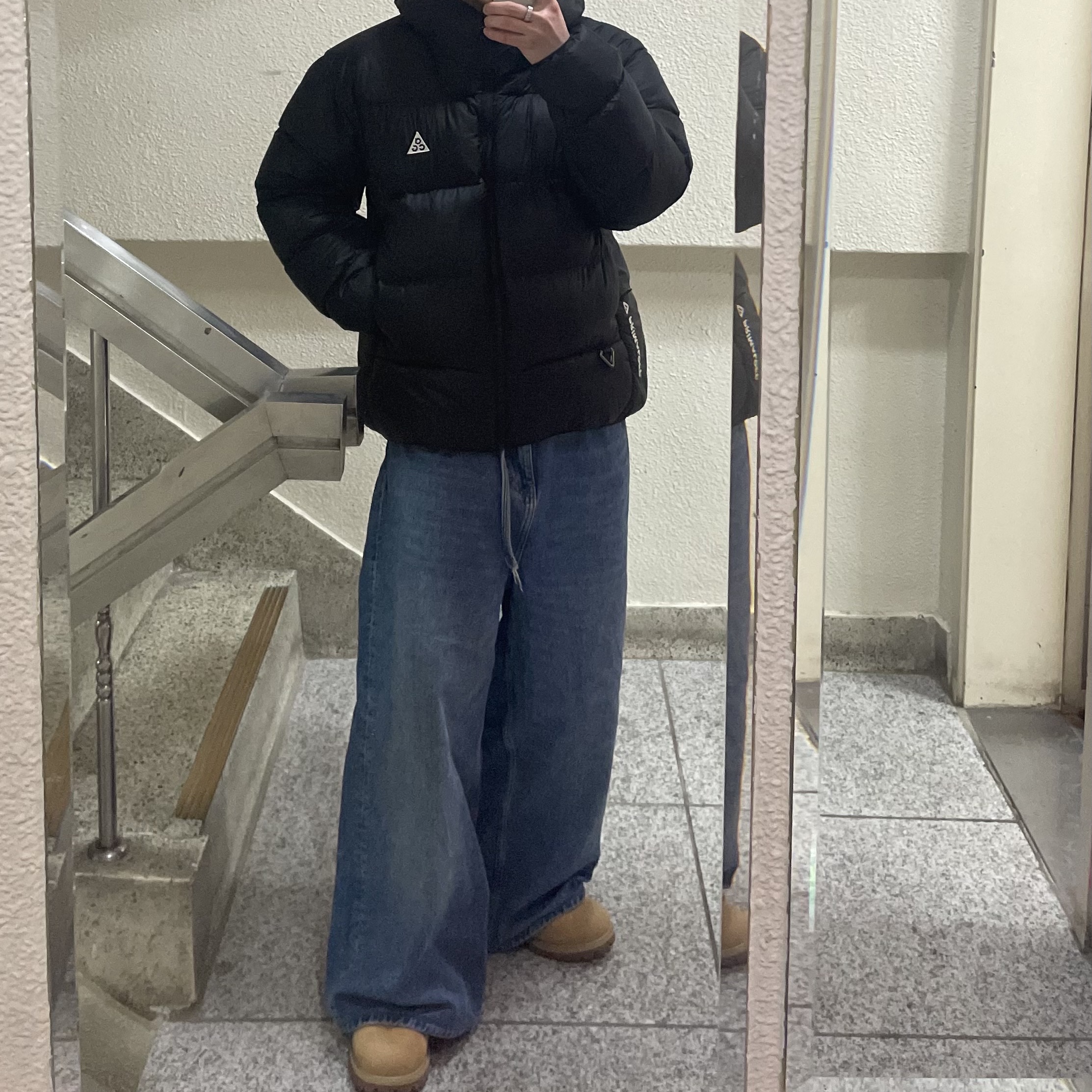 Nike ACG Therma-Fit ADV Lunar Lake Puffer Jacket Black - Asia, Zara x Rhuigi Baggy Jeans Medium Blue 착용 스타일