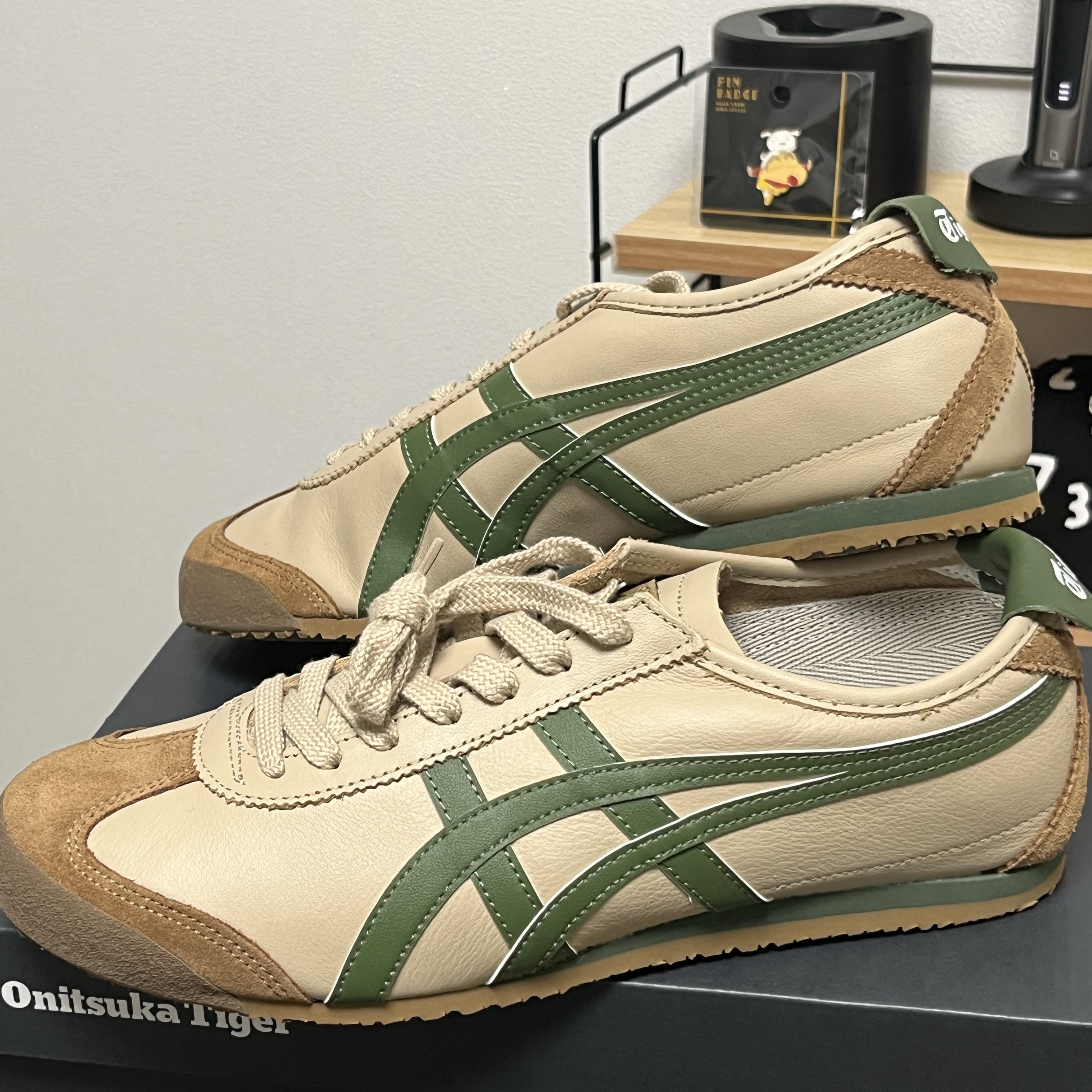 Onitsuka Tiger Mexico 66 Beige Grass Green 착용 스타일 - 3
