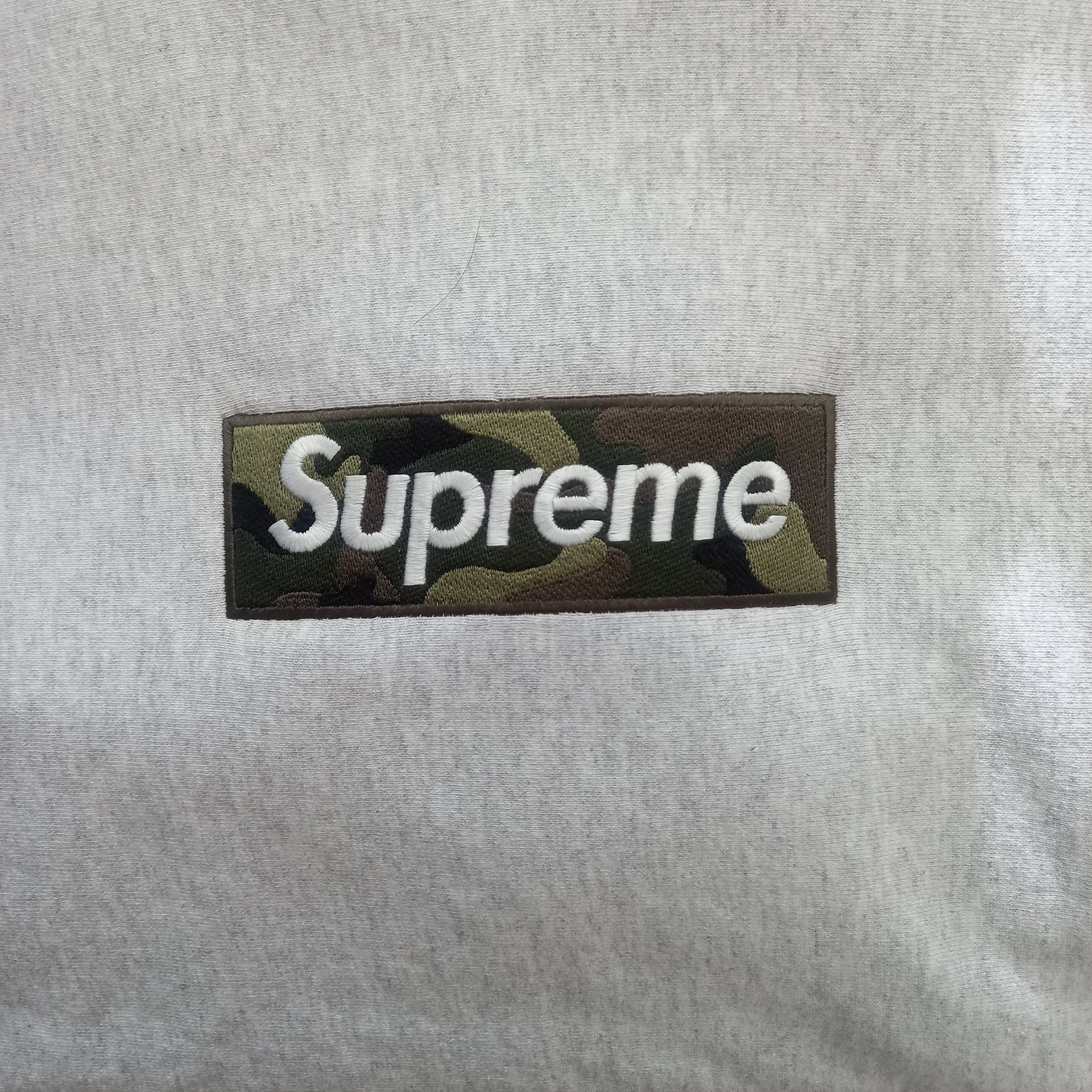 Supreme Box Logo Hooded Sweatshirt Ash Grey - 23FW 착용 스타일 - 3