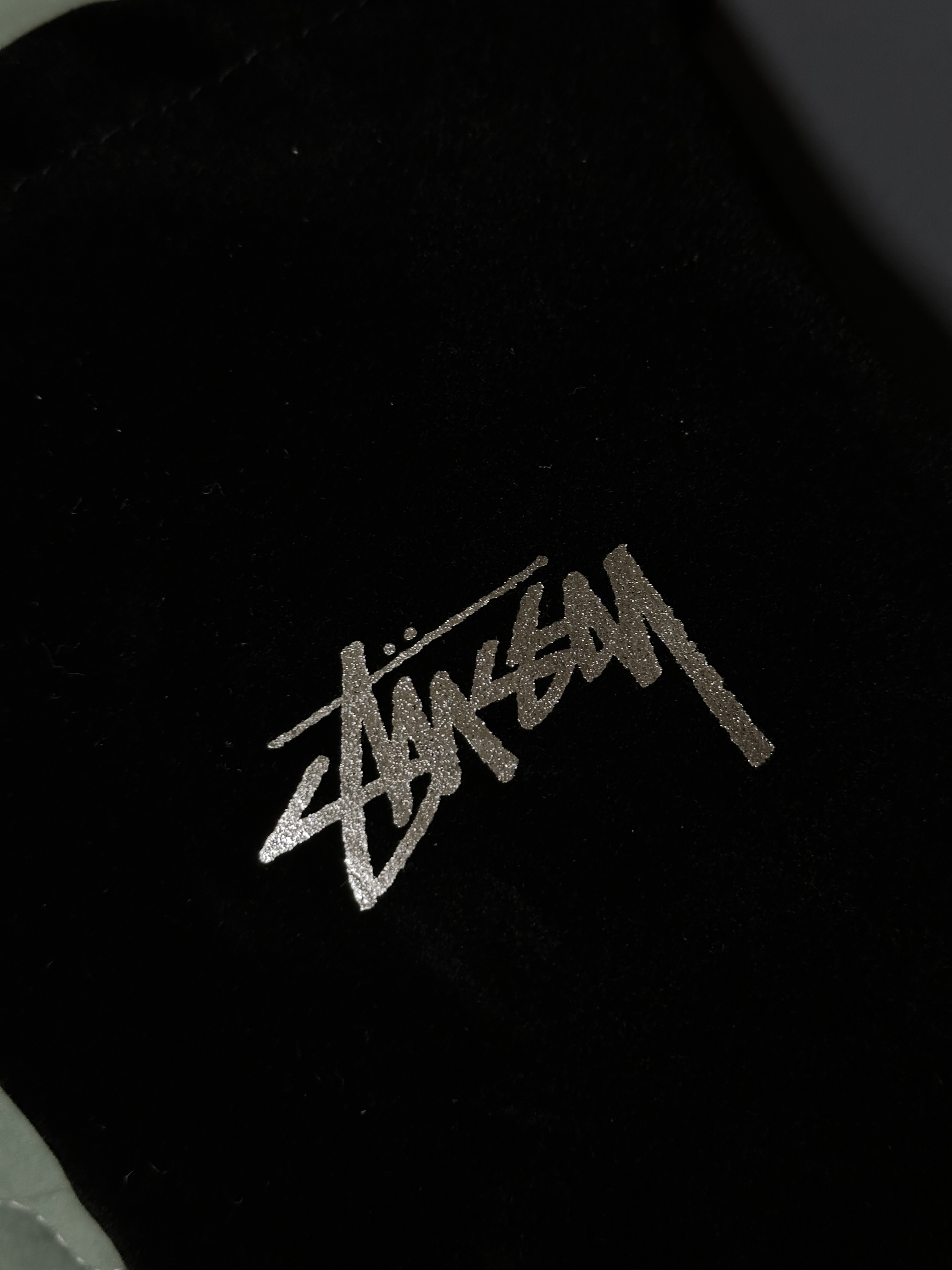 Stussy SS-Link Buckle Belt Black 착용 스타일