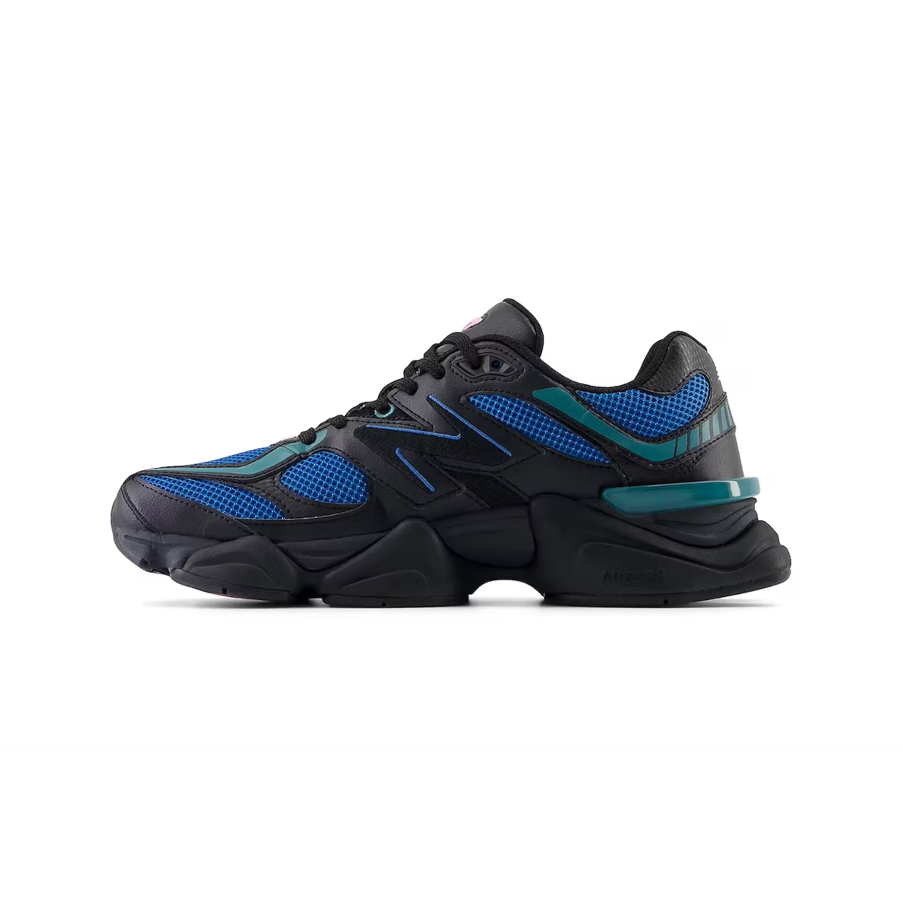 New Balance 9060 Sea Salt Silver, New Balance 9060 Black Castlerock 착용 스타일 - 3